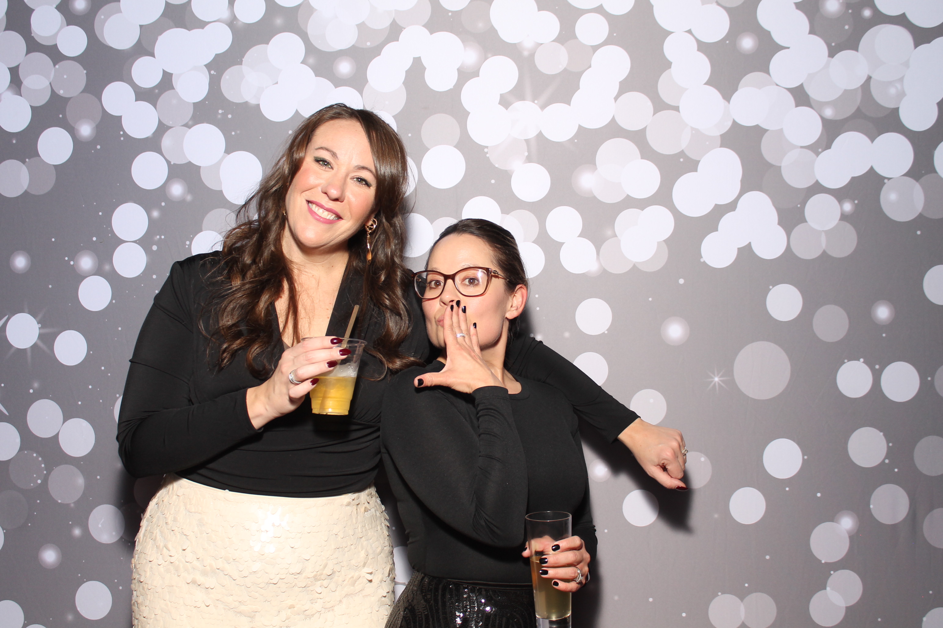 SEI Holiday Party | View more photos from the event at gallery.photoboothcincy.com/u/PhotoBoothCincy/SEI-Holiday-Party