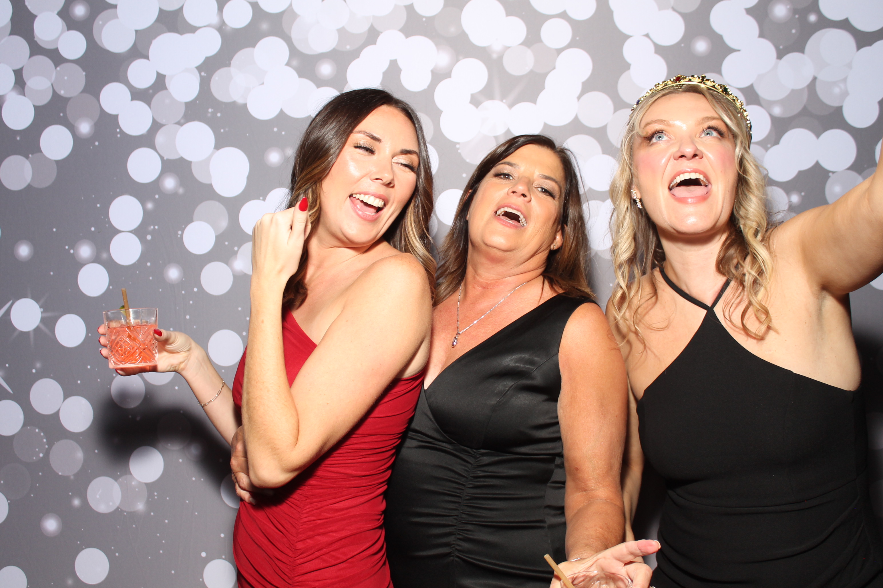 SEI Holiday Party | View more photos from the event at gallery.photoboothcincy.com/u/PhotoBoothCincy/SEI-Holiday-Party