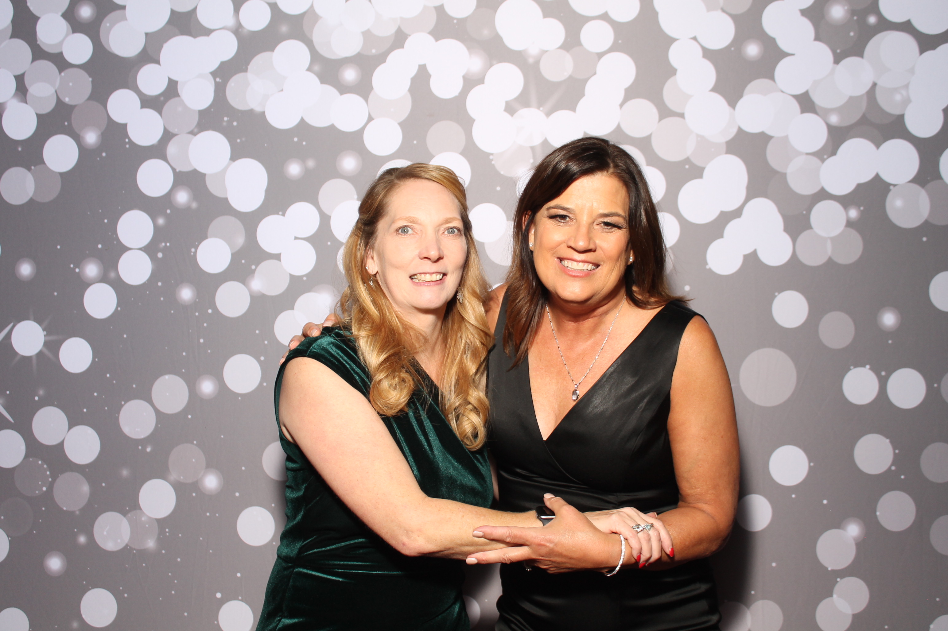 SEI Holiday Party | View more photos from the event at gallery.photoboothcincy.com/u/PhotoBoothCincy/SEI-Holiday-Party