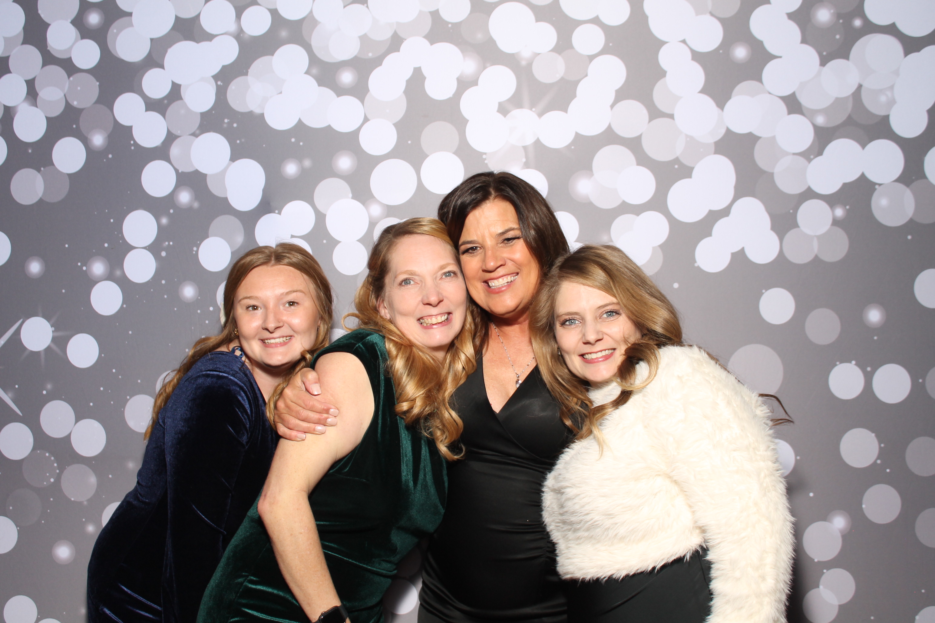 SEI Holiday Party | View more photos from the event at gallery.photoboothcincy.com/u/PhotoBoothCincy/SEI-Holiday-Party