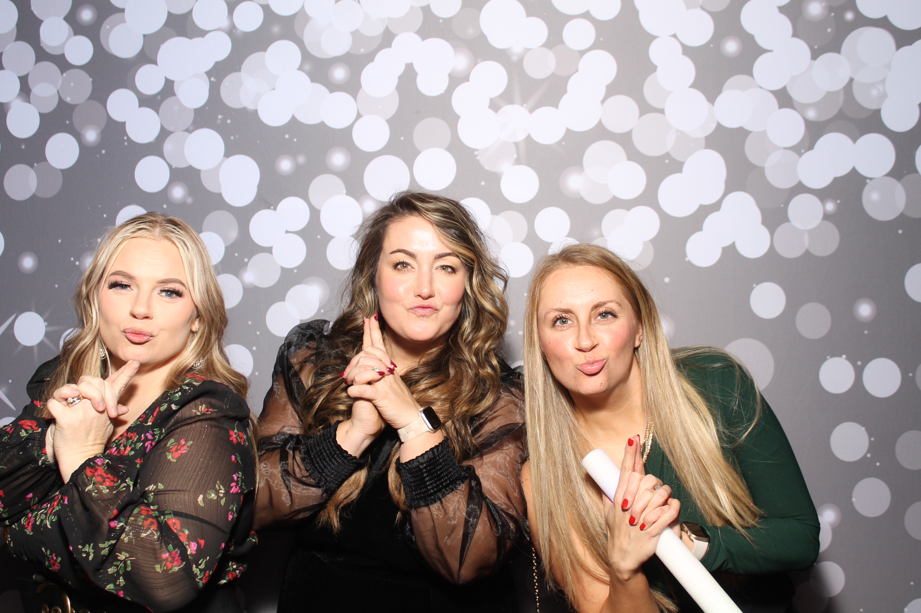 SEI Holiday Party | View more photos from the event at gallery.photoboothcincy.com/u/PhotoBoothCincy/SEI-Holiday-Party