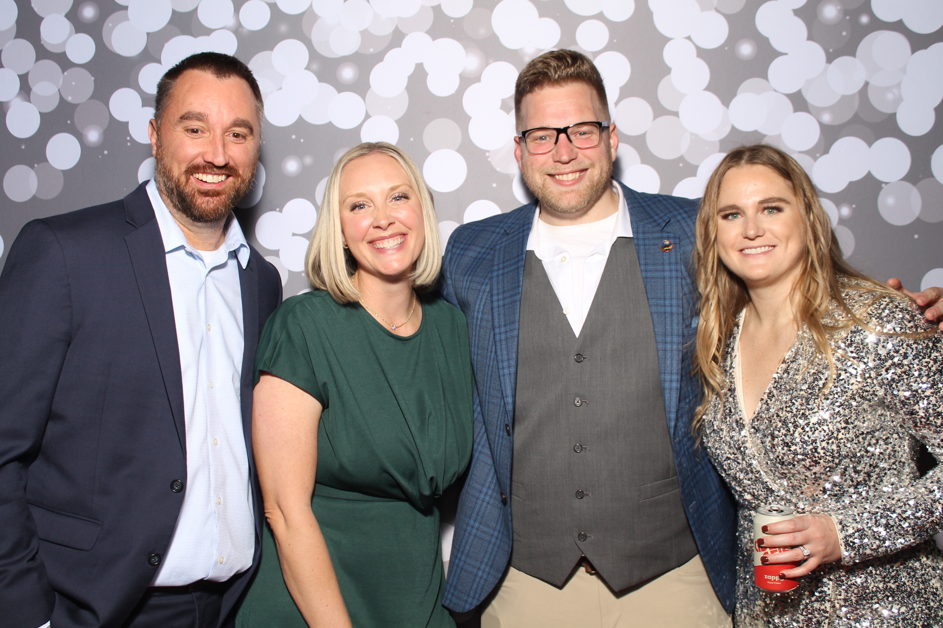 SEI Holiday Party | View more photos from the event at gallery.photoboothcincy.com/u/PhotoBoothCincy/SEI-Holiday-Party