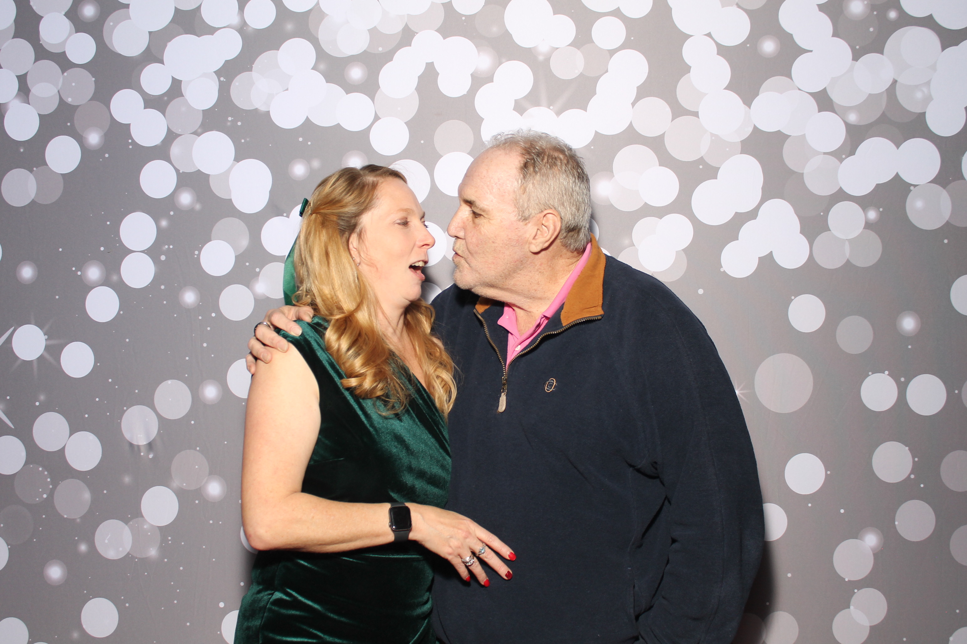 SEI Holiday Party | View more photos from the event at gallery.photoboothcincy.com/u/PhotoBoothCincy/SEI-Holiday-Party