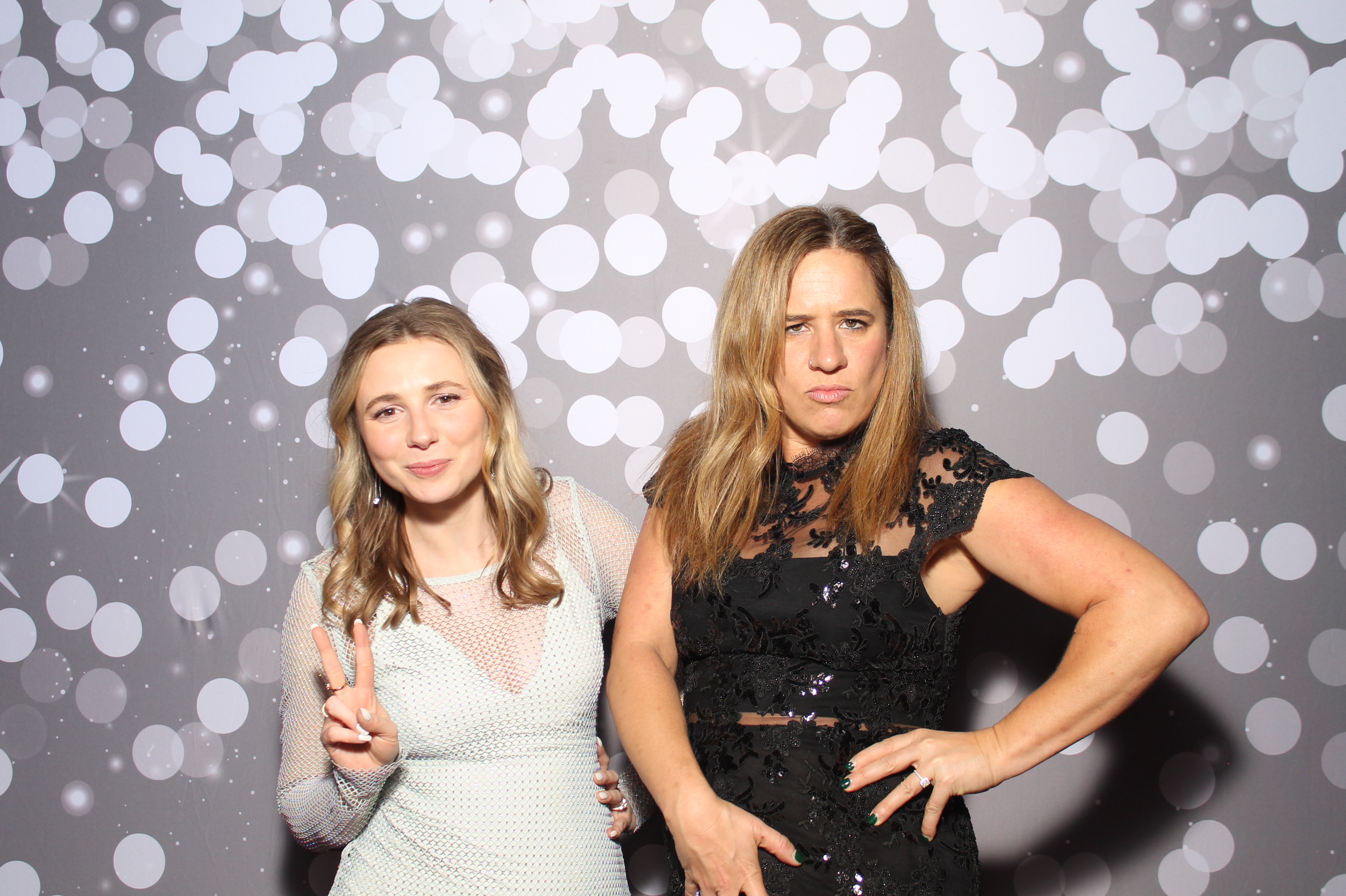SEI Holiday Party | View more photos from the event at gallery.photoboothcincy.com/u/PhotoBoothCincy/SEI-Holiday-Party