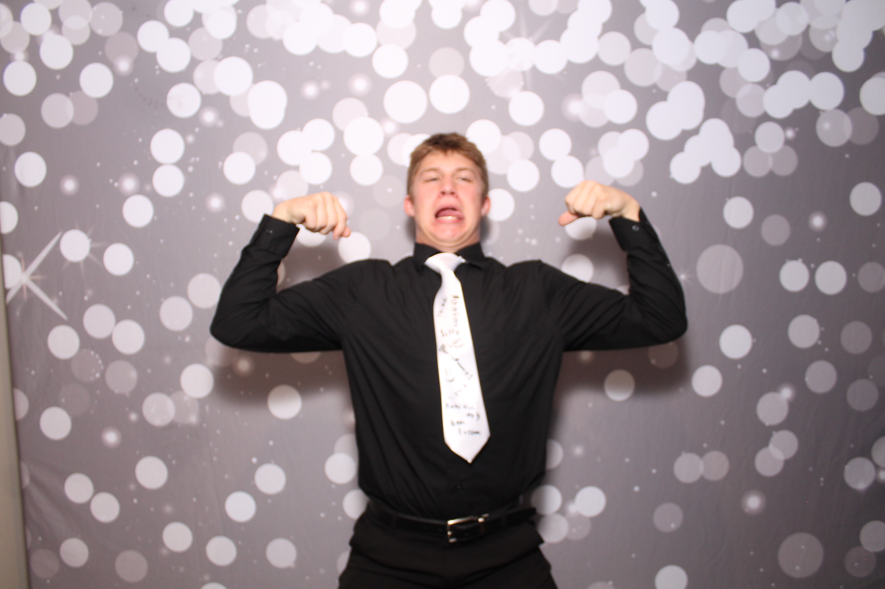 SHDHS Homecoming | View more photos from the event at gallery.photoboothcincy.com/u/PhotoBoothCincy/SHDHS-Homecoming