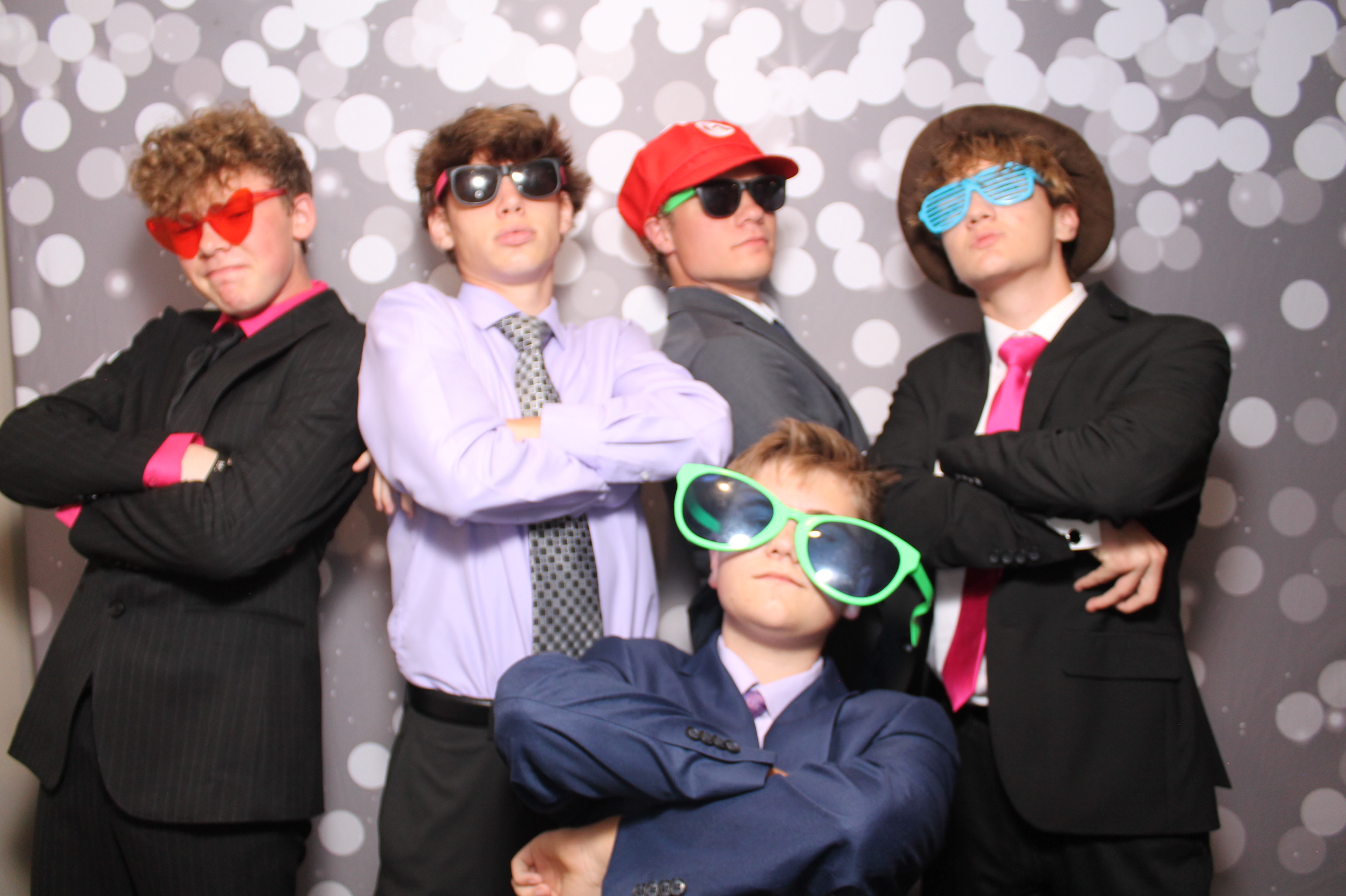 SHDHS Homecoming | View more photos from the event at gallery.photoboothcincy.com/u/PhotoBoothCincy/SHDHS-Homecoming