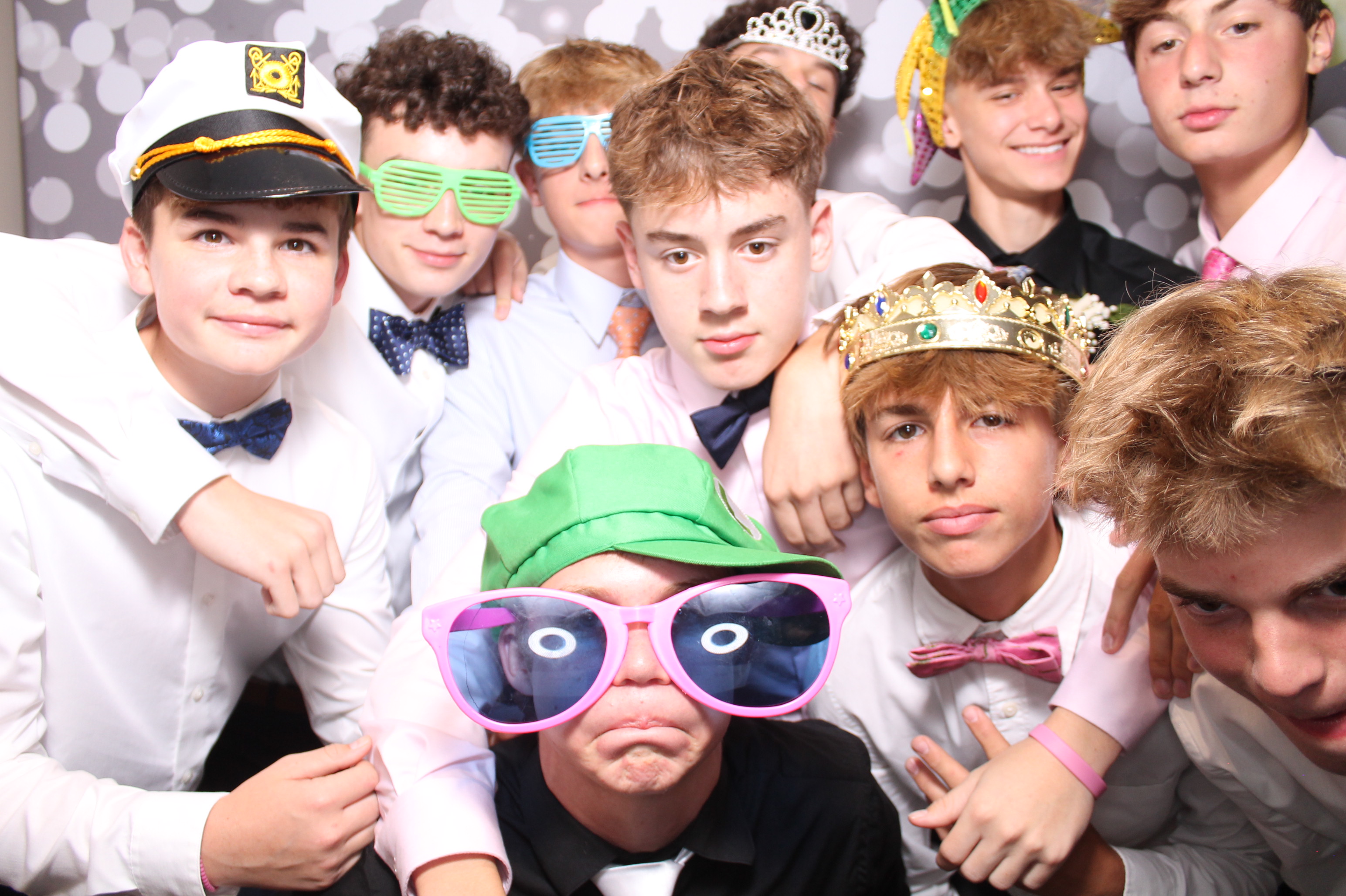 SHDHS Homecoming | View more photos from the event at gallery.photoboothcincy.com/u/PhotoBoothCincy/SHDHS-Homecoming