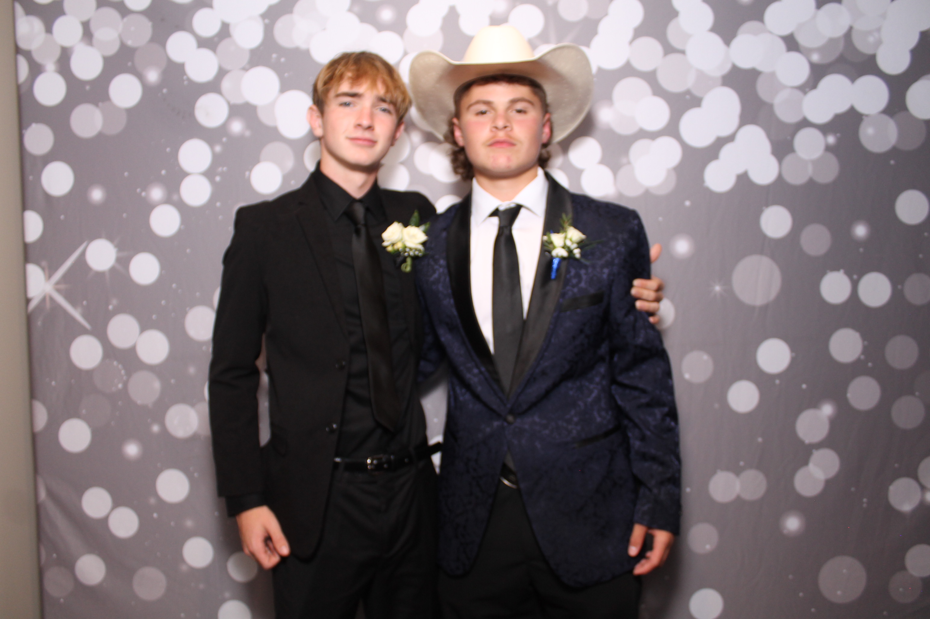 SHDHS Homecoming | View more photos from the event at gallery.photoboothcincy.com/u/PhotoBoothCincy/SHDHS-Homecoming