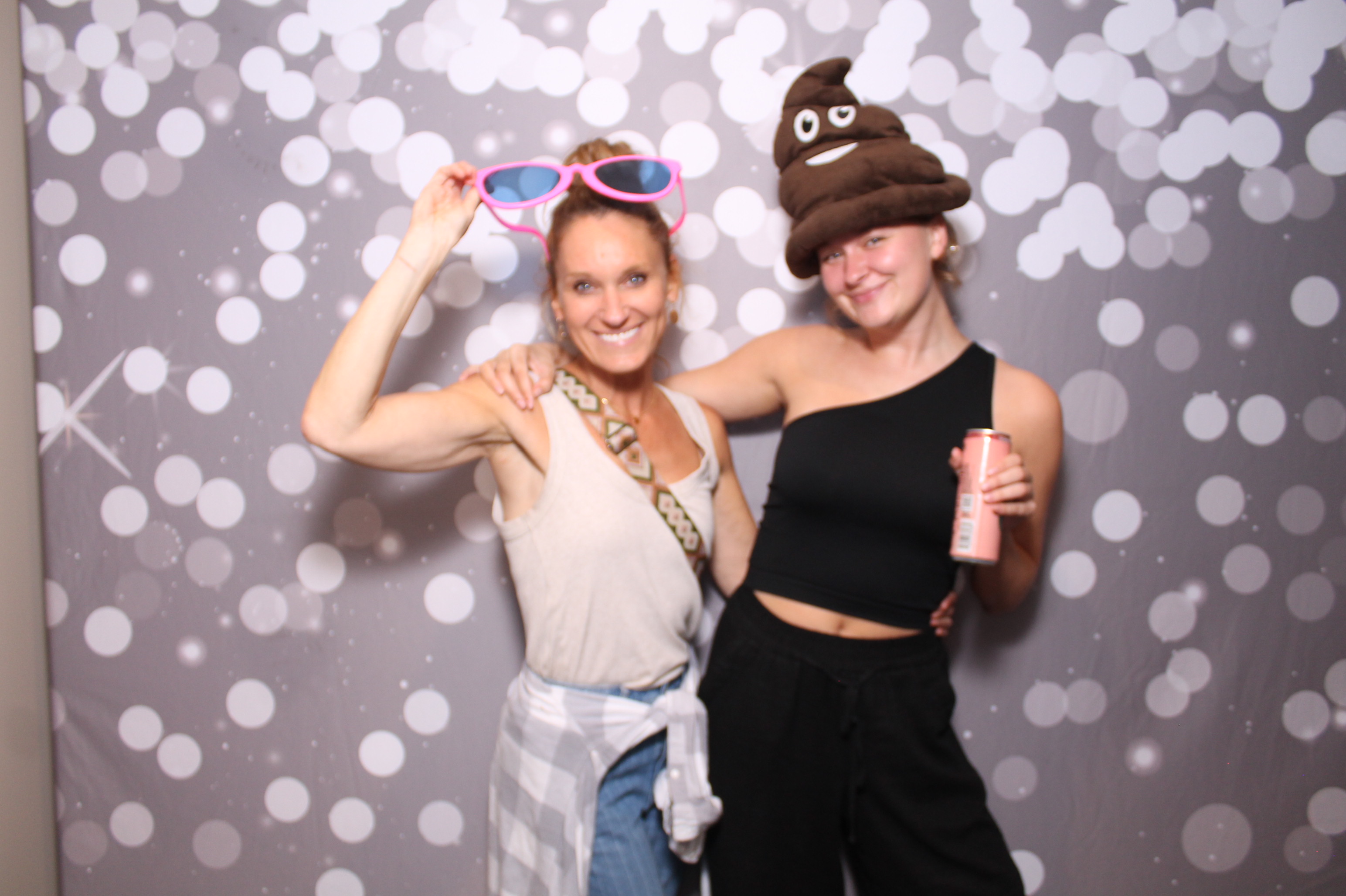 SHDHS Homecoming | View more photos from the event at gallery.photoboothcincy.com/u/PhotoBoothCincy/SHDHS-Homecoming