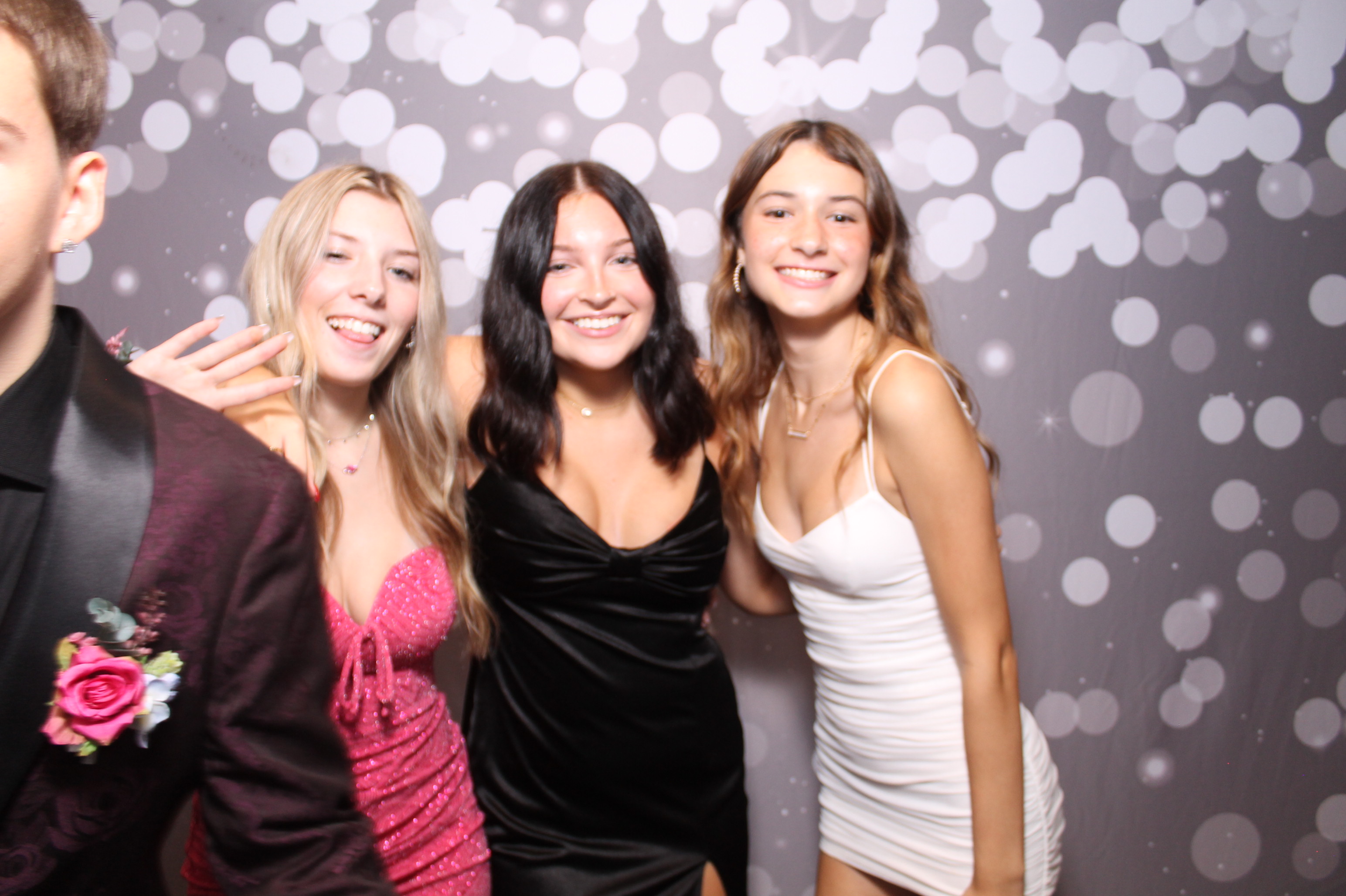 SHDHS Homecoming | View more photos from the event at gallery.photoboothcincy.com/u/PhotoBoothCincy/SHDHS-Homecoming