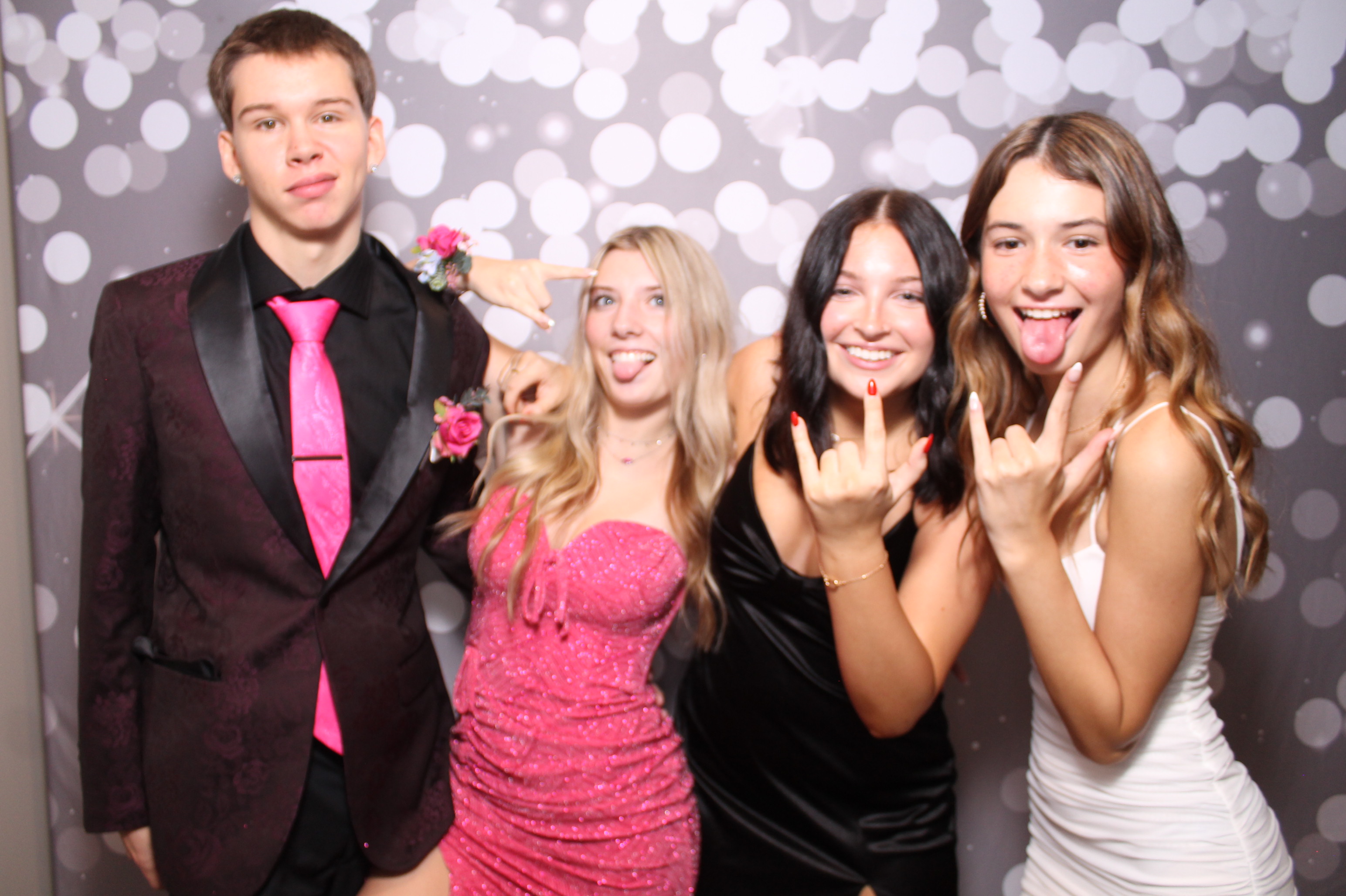 SHDHS Homecoming | View more photos from the event at gallery.photoboothcincy.com/u/PhotoBoothCincy/SHDHS-Homecoming