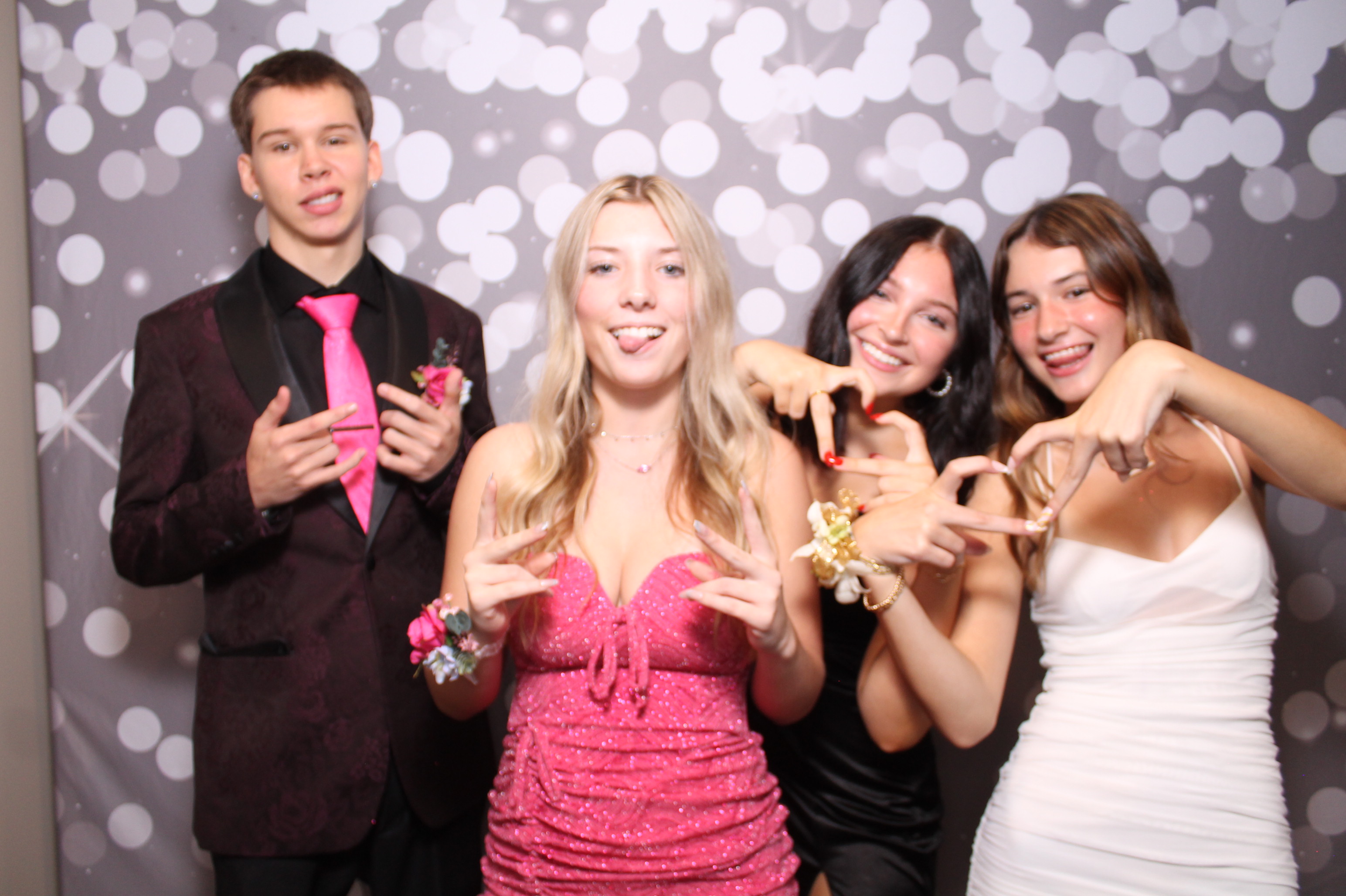 SHDHS Homecoming | View more photos from the event at gallery.photoboothcincy.com/u/PhotoBoothCincy/SHDHS-Homecoming