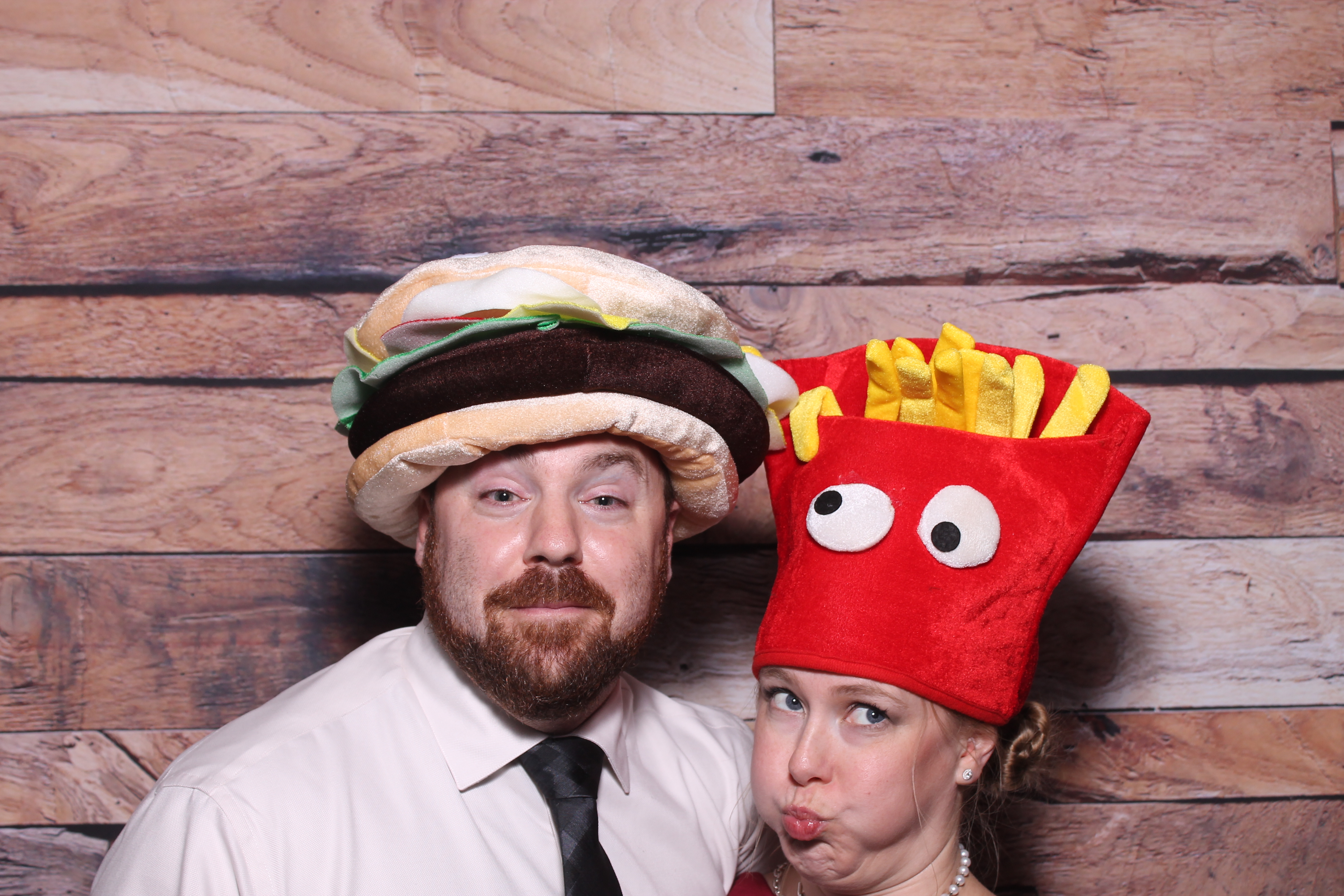 Sarah & Joe Fehrenbach | View more photos from the event at gallery.photoboothcincy.com/u/PhotoBoothCincy/Sarah-Joe-Fehrenbach