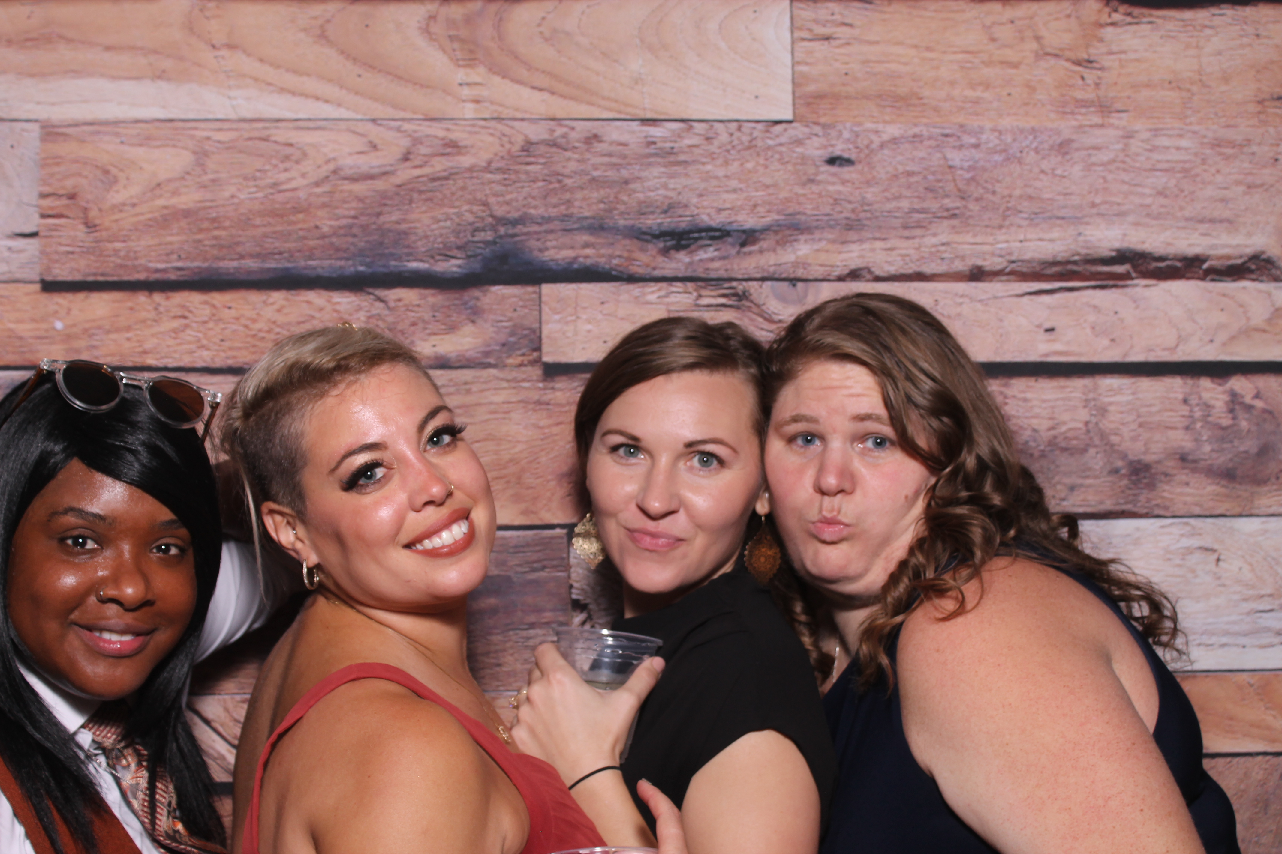 Sarah & Joe Fehrenbach | View more photos from the event at gallery.photoboothcincy.com/u/PhotoBoothCincy/Sarah-Joe-Fehrenbach