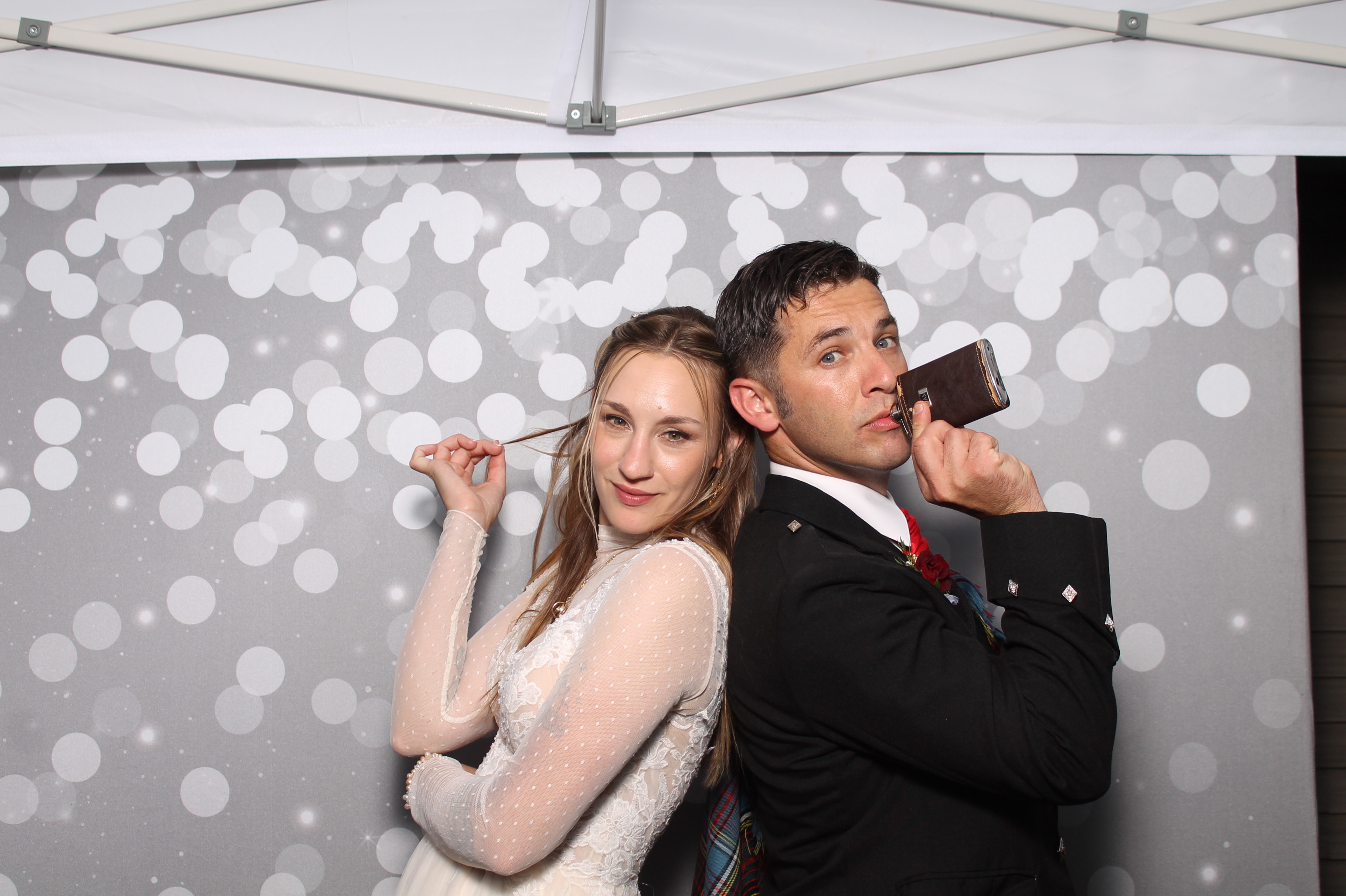 Sasha & Robbie | View more photos from the event at gallery.photoboothcincy.com/u/PhotoBoothCincy/Sasha-Robbie