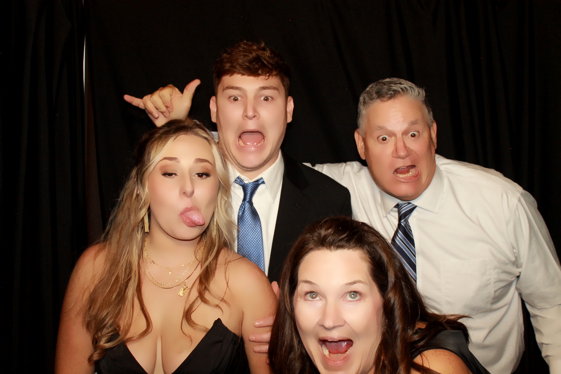 Savannah Hollstegge Reception | View more photos from the event at gallery.photoboothcincy.com/u/PhotoBoothCincy/Savannah-Hollstegge-Reception
