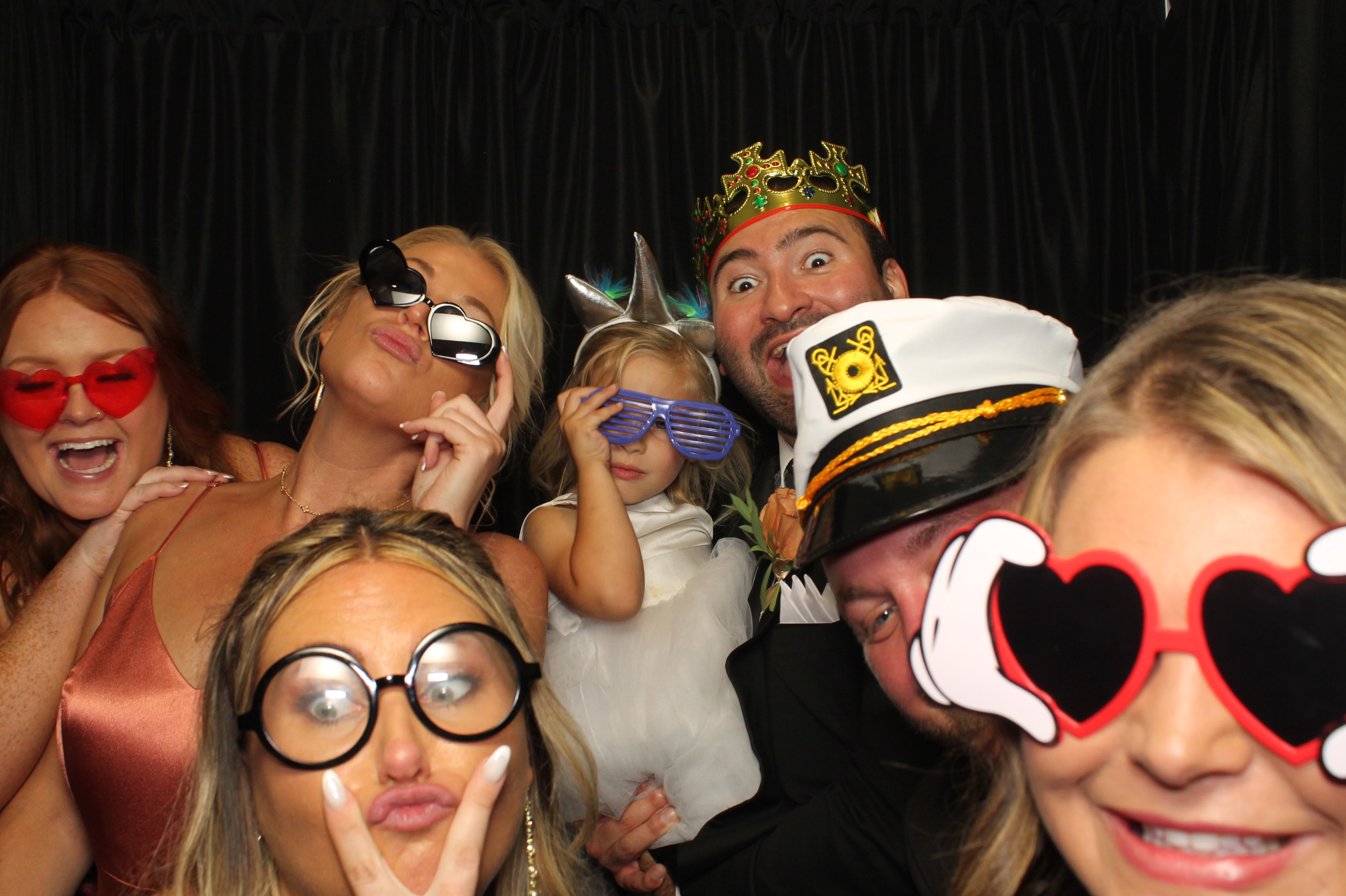 Sean & Alyssa Reception | View more photos from the event at gallery.photoboothcincy.com/u/PhotoBoothCincy/Sean-Alyssa-Reception
