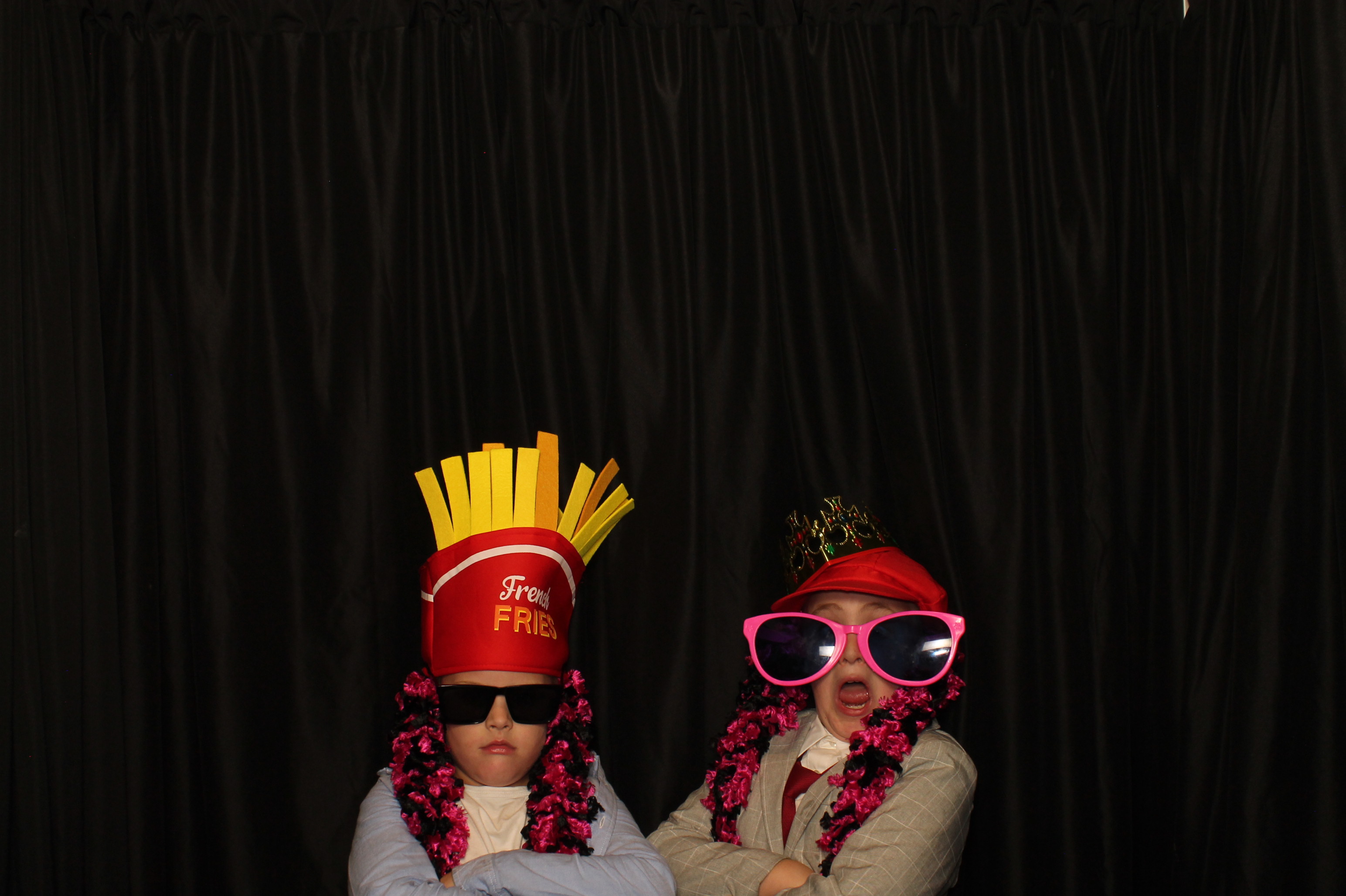 Sean & Alyssa Reception | View more photos from the event at gallery.photoboothcincy.com/u/PhotoBoothCincy/Sean-Alyssa-Reception