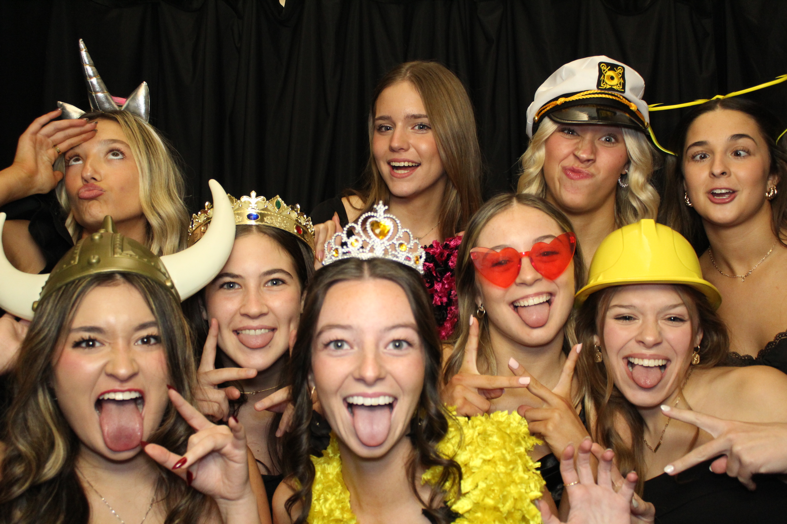 Senior Dinner Dance | View more photos from the event at gallery.photoboothcincy.com/u/PhotoBoothCincy/Senior-Dinner-Dance