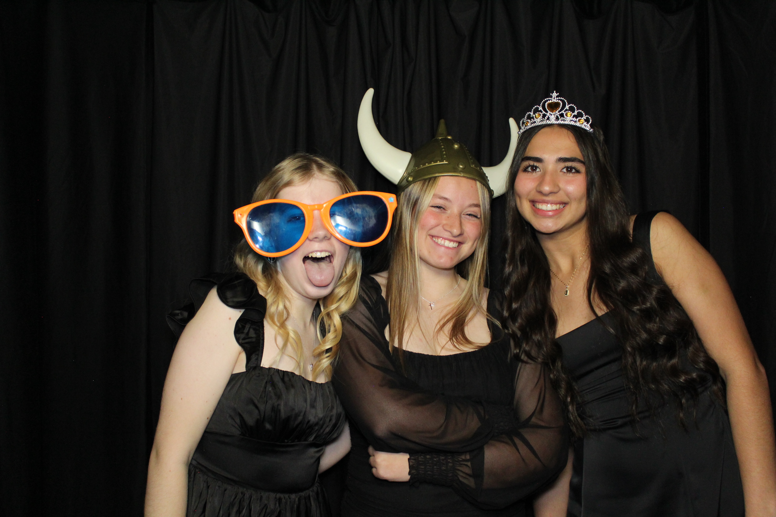 Senior Dinner Dance | View more photos from the event at gallery.photoboothcincy.com/u/PhotoBoothCincy/Senior-Dinner-Dance