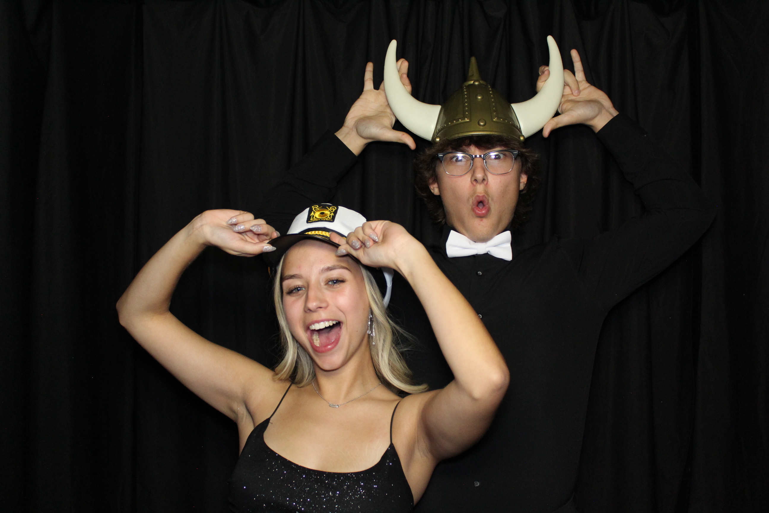 Senior Dinner Dance | View more photos from the event at gallery.photoboothcincy.com/u/PhotoBoothCincy/Senior-Dinner-Dance