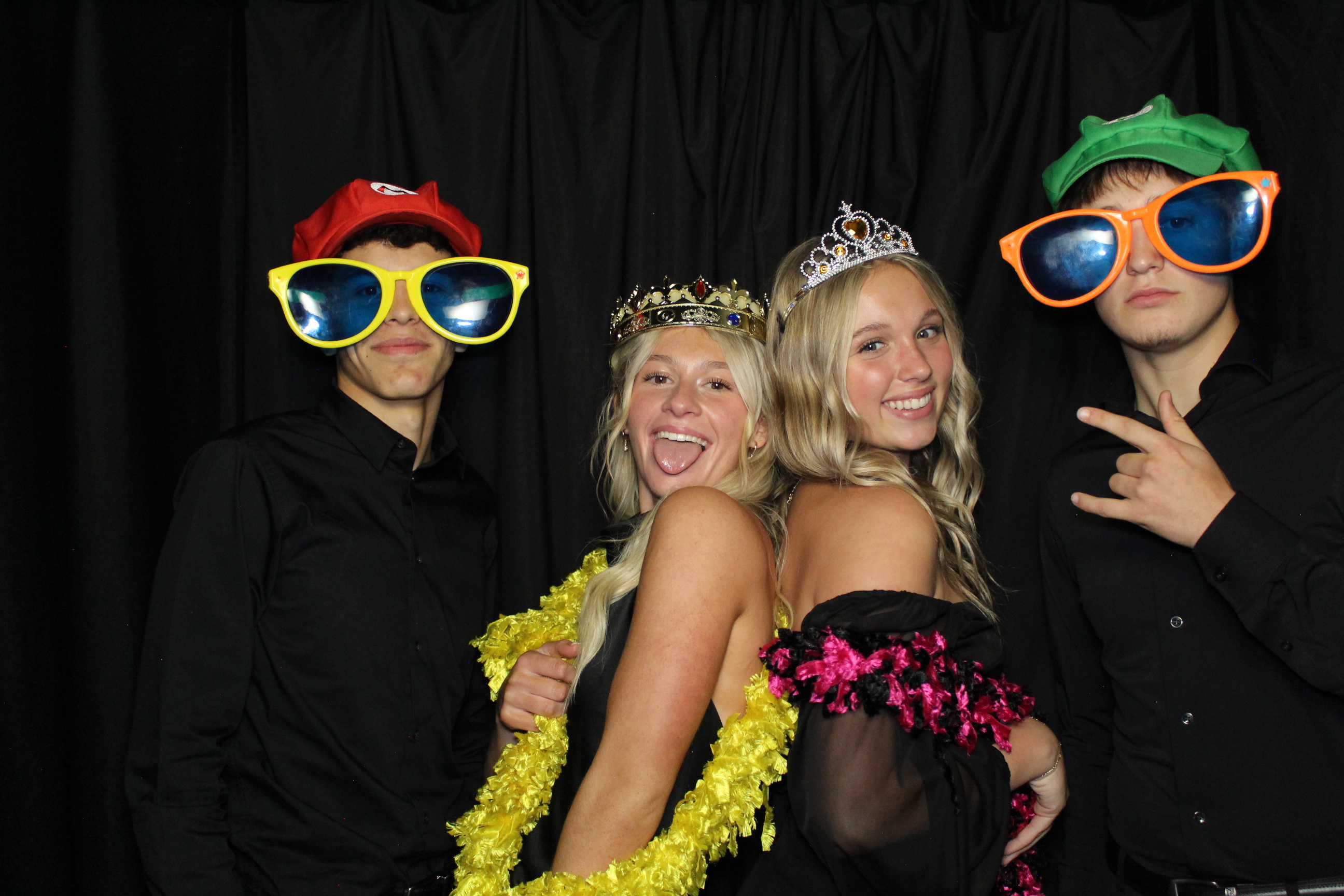 Senior Dinner Dance | View more photos from the event at gallery.photoboothcincy.com/u/PhotoBoothCincy/Senior-Dinner-Dance