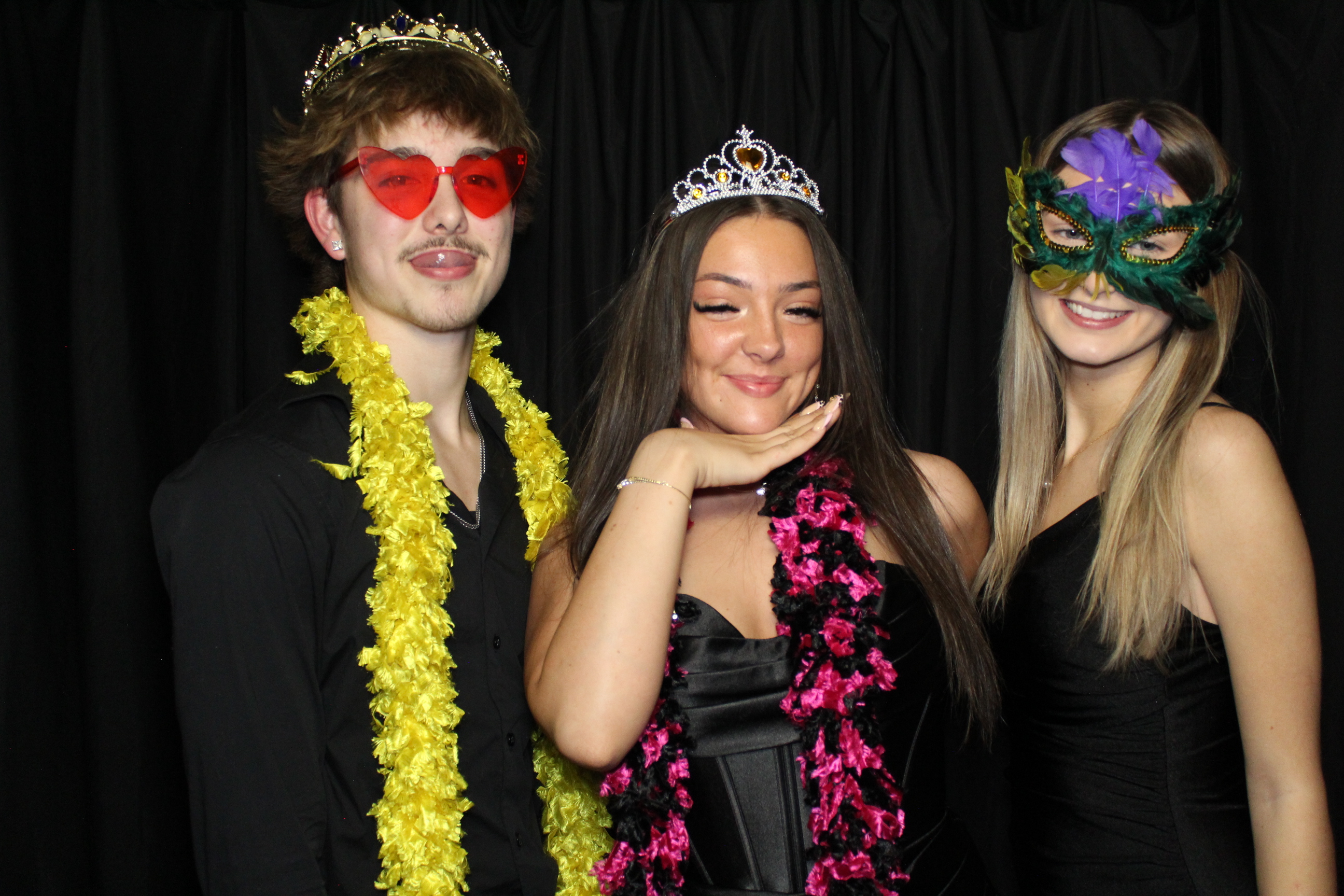 Senior Dinner Dance | View more photos from the event at gallery.photoboothcincy.com/u/PhotoBoothCincy/Senior-Dinner-Dance