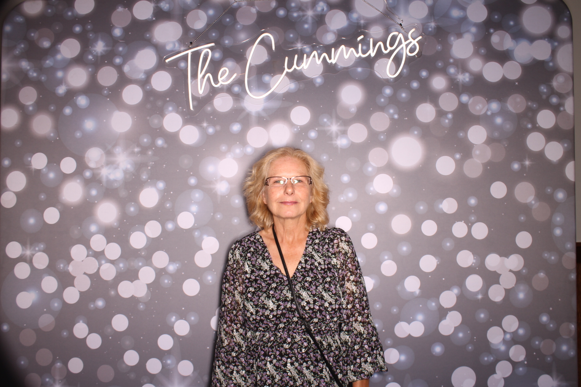 Shelbi Yoe | View more photos from the event at gallery.photoboothcincy.com/u/PhotoBoothCincy/Shelbi-Yoe