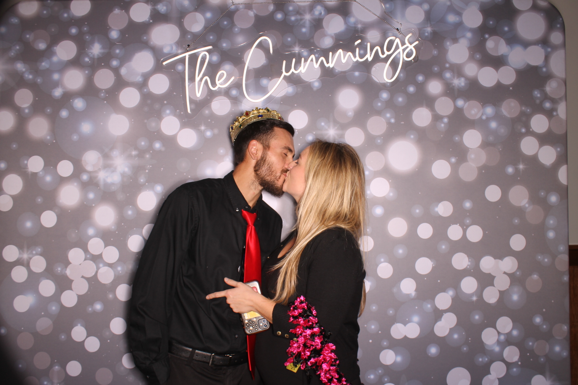 Shelbi Yoe | View more photos from the event at gallery.photoboothcincy.com/u/PhotoBoothCincy/Shelbi-Yoe