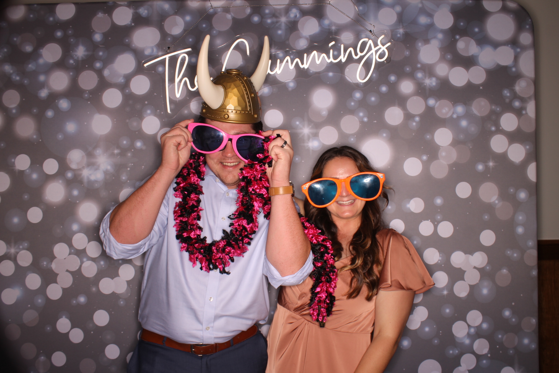 Shelbi Yoe | View more photos from the event at gallery.photoboothcincy.com/u/PhotoBoothCincy/Shelbi-Yoe