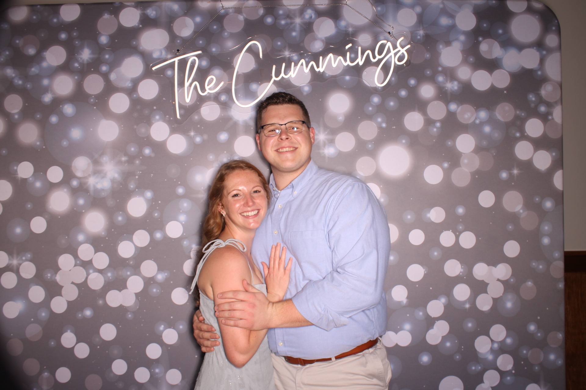 Shelbi Yoe | View more photos from the event at gallery.photoboothcincy.com/u/PhotoBoothCincy/Shelbi-Yoe