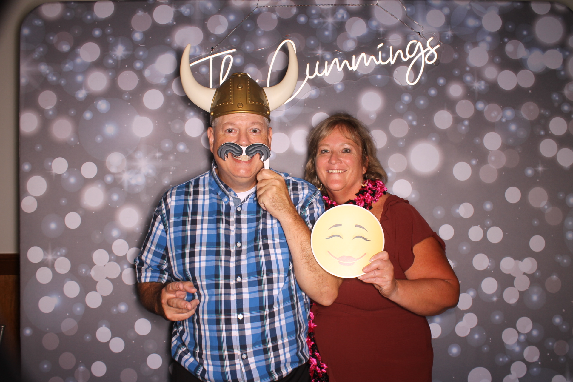 Shelbi Yoe | View more photos from the event at gallery.photoboothcincy.com/u/PhotoBoothCincy/Shelbi-Yoe