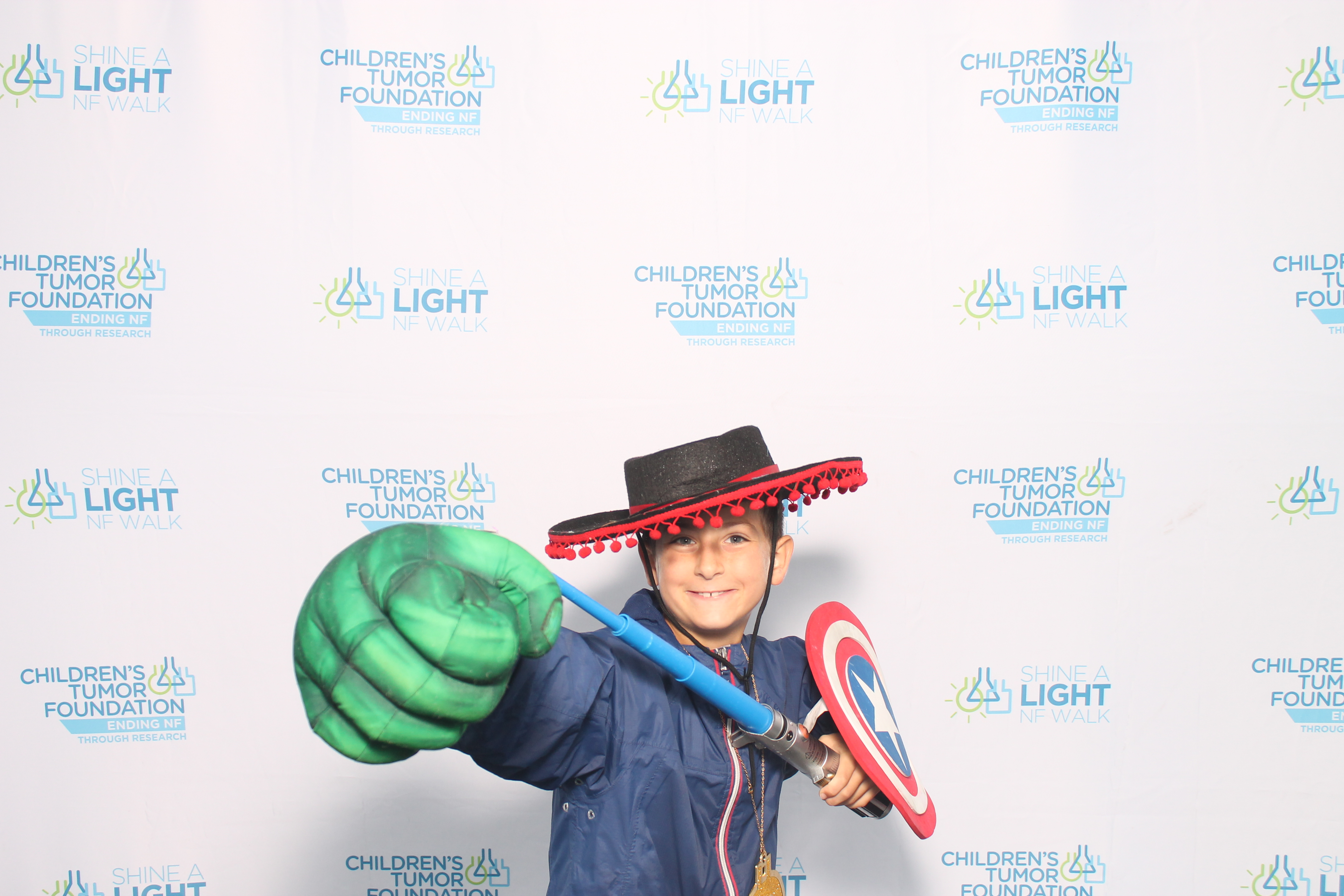 Shine A Light NF Walk | View more photos from the event at gallery.photoboothcincy.com/u/PhotoBoothCincy/Shine-A-Light-NF-Walk