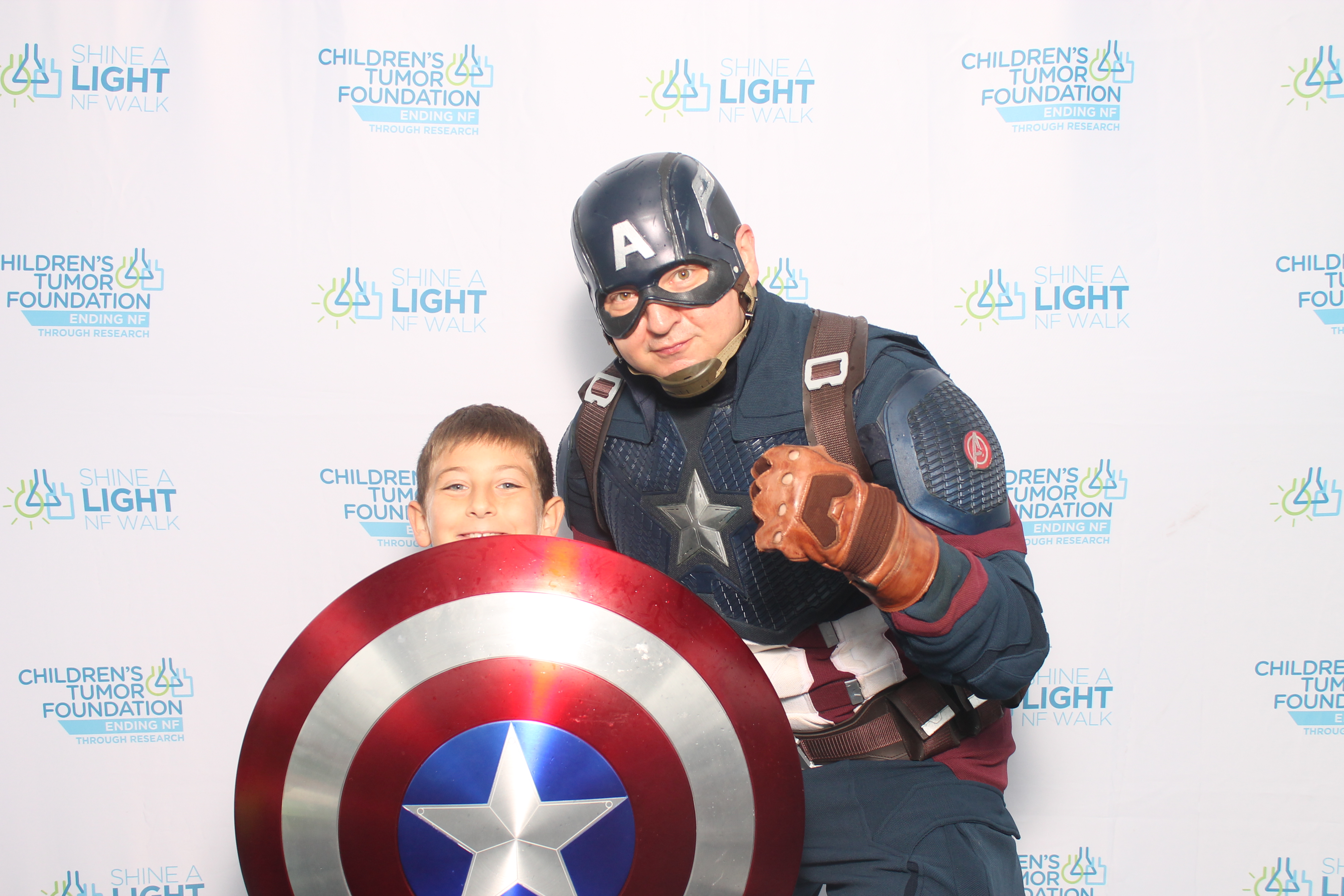 Shine A Light NF Walk | View more photos from the event at gallery.photoboothcincy.com/u/PhotoBoothCincy/Shine-A-Light-NF-Walk