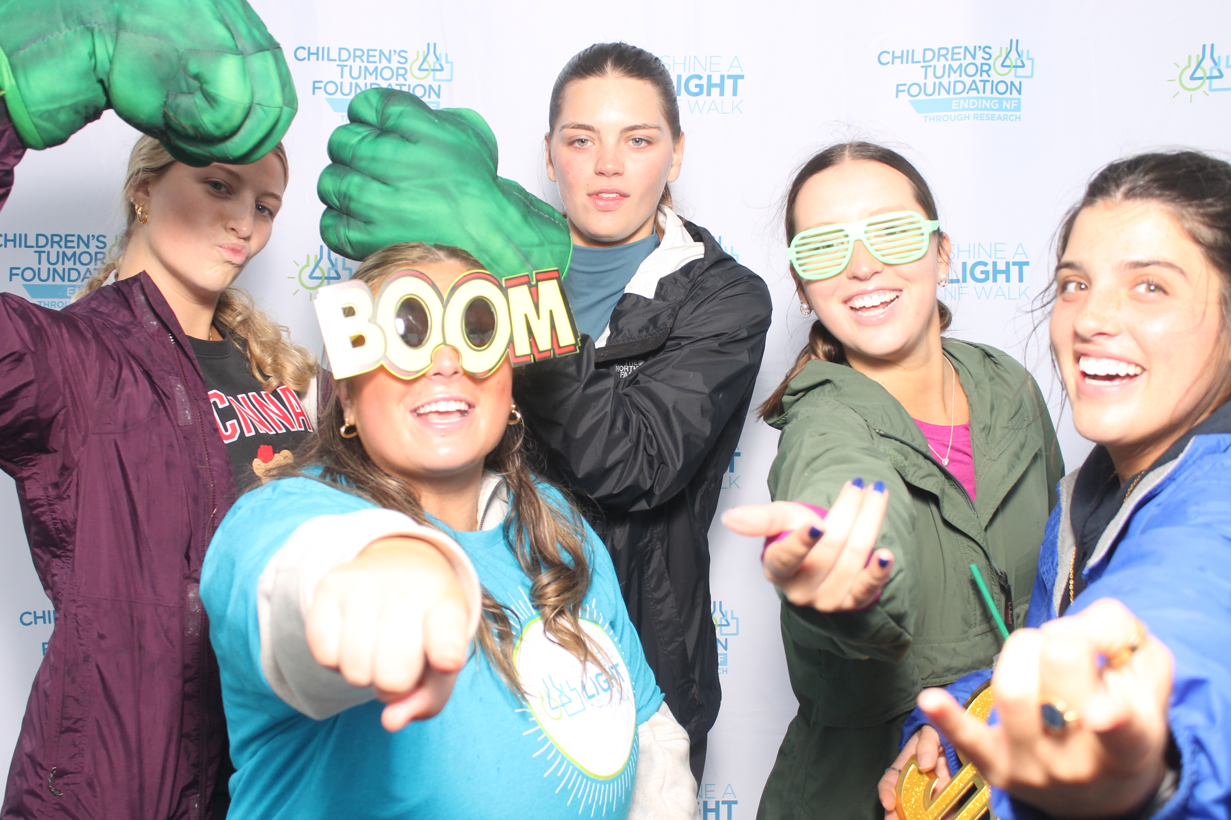 Shine A Light NF Walk | View more photos from the event at gallery.photoboothcincy.com/u/PhotoBoothCincy/Shine-A-Light-NF-Walk