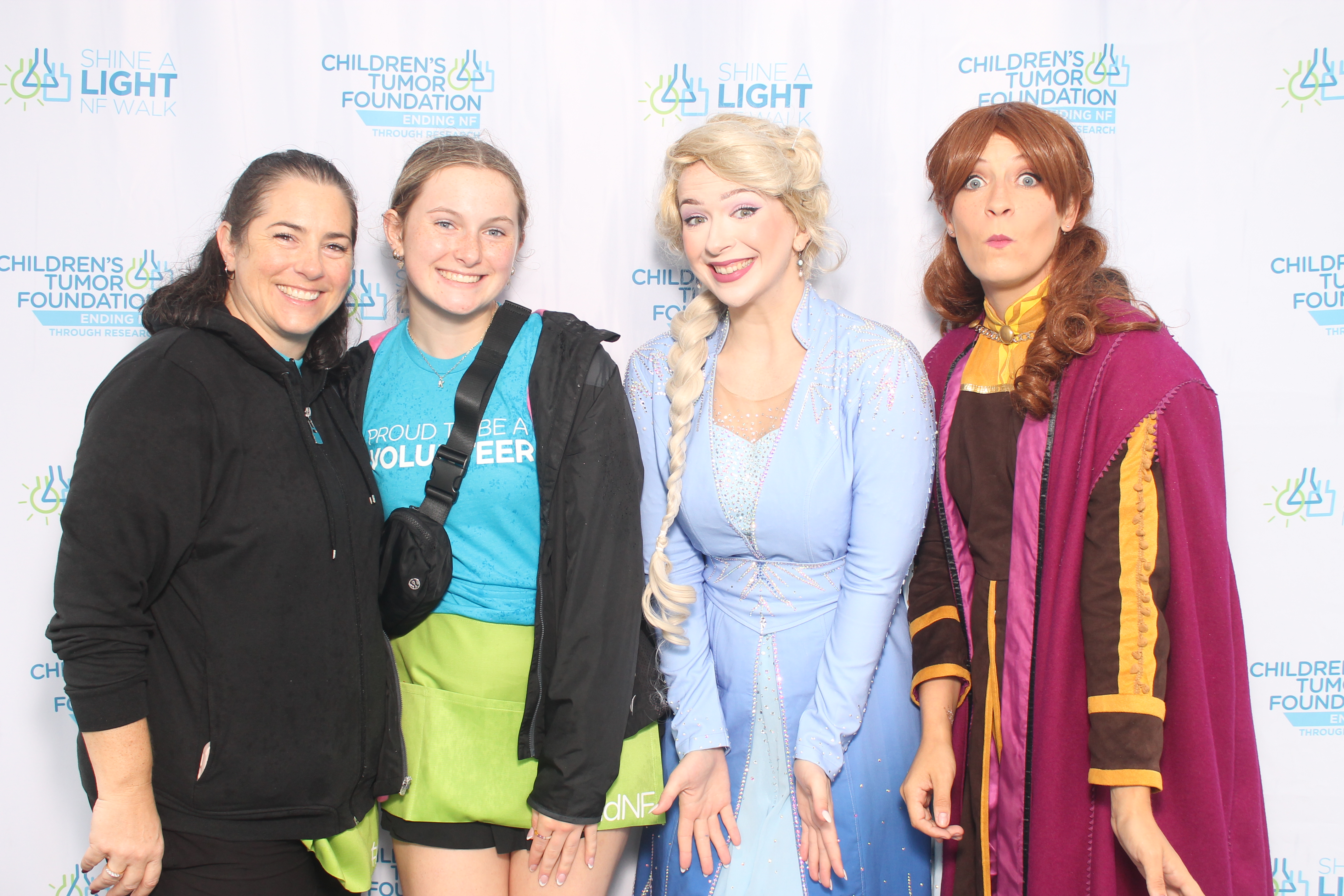 Shine A Light NF Walk | View more photos from the event at gallery.photoboothcincy.com/u/PhotoBoothCincy/Shine-A-Light-NF-Walk