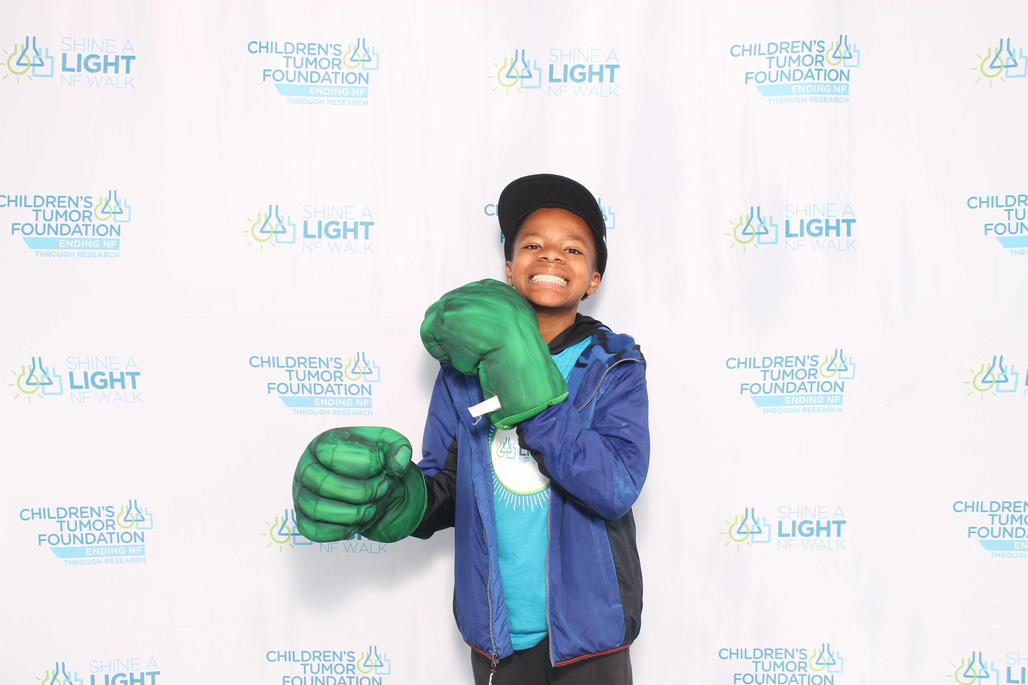 Shine A Light NF Walk | View more photos from the event at gallery.photoboothcincy.com/u/PhotoBoothCincy/Shine-A-Light-NF-Walk