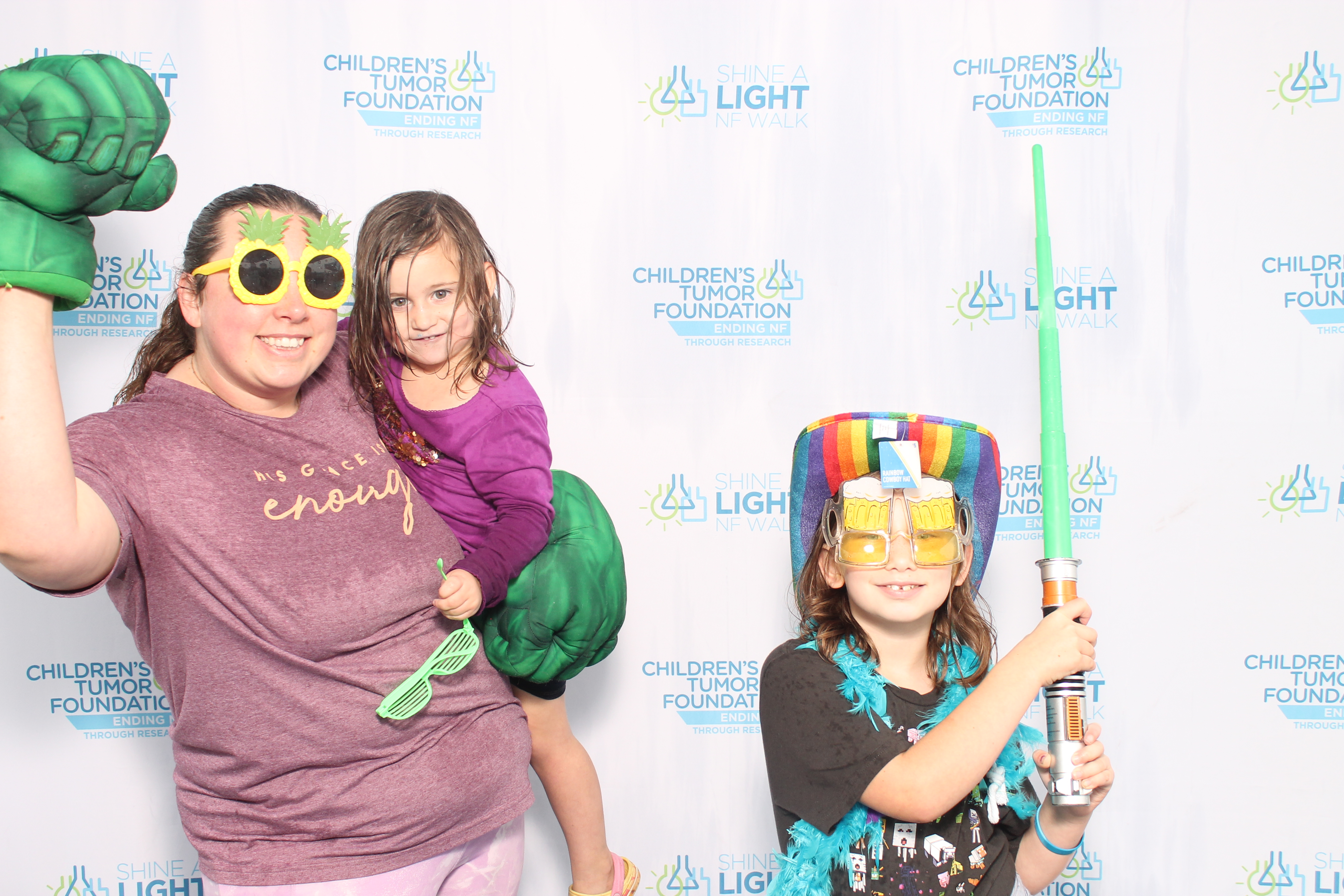 Shine A Light NF Walk | View more photos from the event at gallery.photoboothcincy.com/u/PhotoBoothCincy/Shine-A-Light-NF-Walk