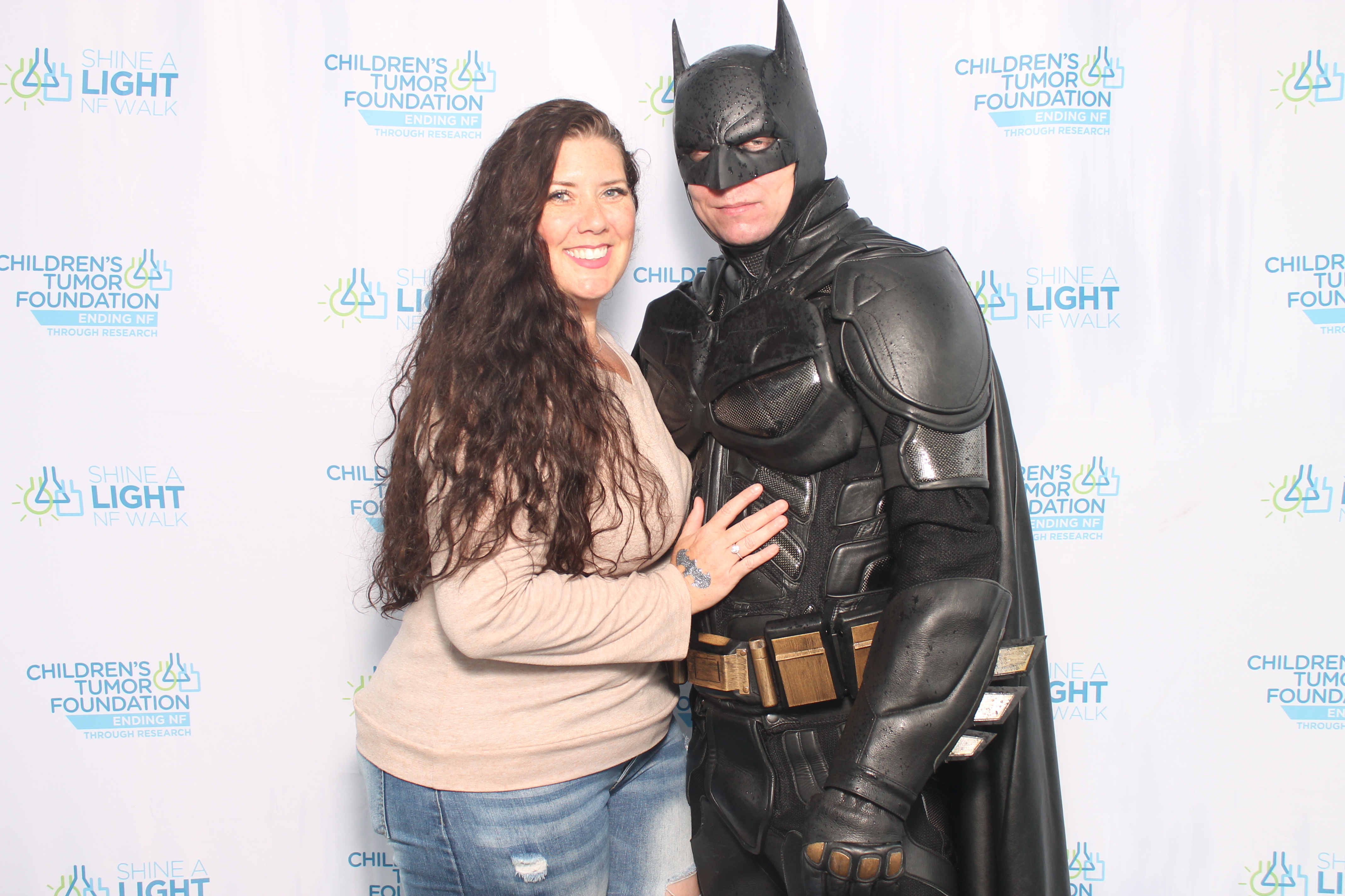 Shine A Light NF Walk | View more photos from the event at gallery.photoboothcincy.com/u/PhotoBoothCincy/Shine-A-Light-NF-Walk