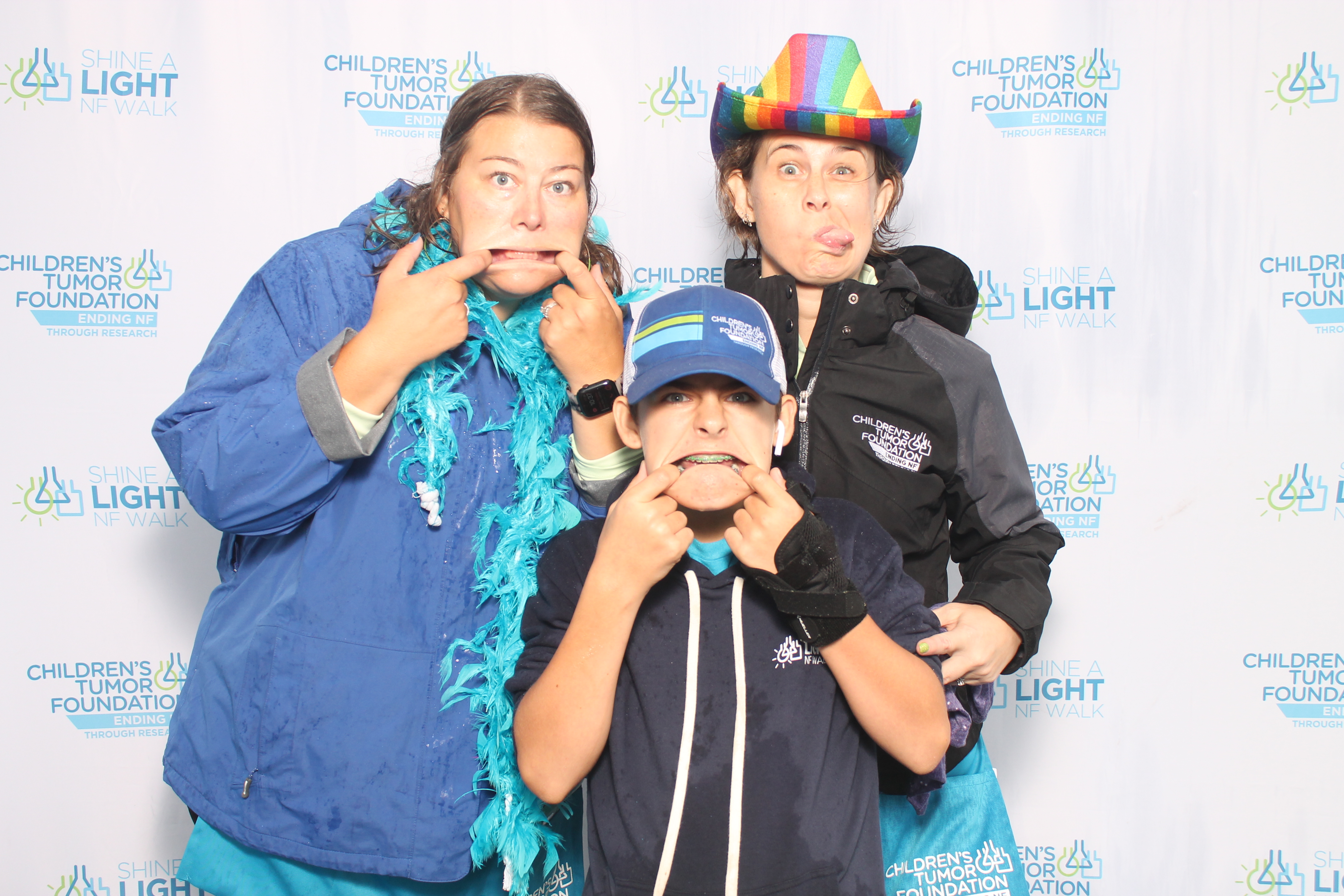 Shine A Light NF Walk | View more photos from the event at gallery.photoboothcincy.com/u/PhotoBoothCincy/Shine-A-Light-NF-Walk