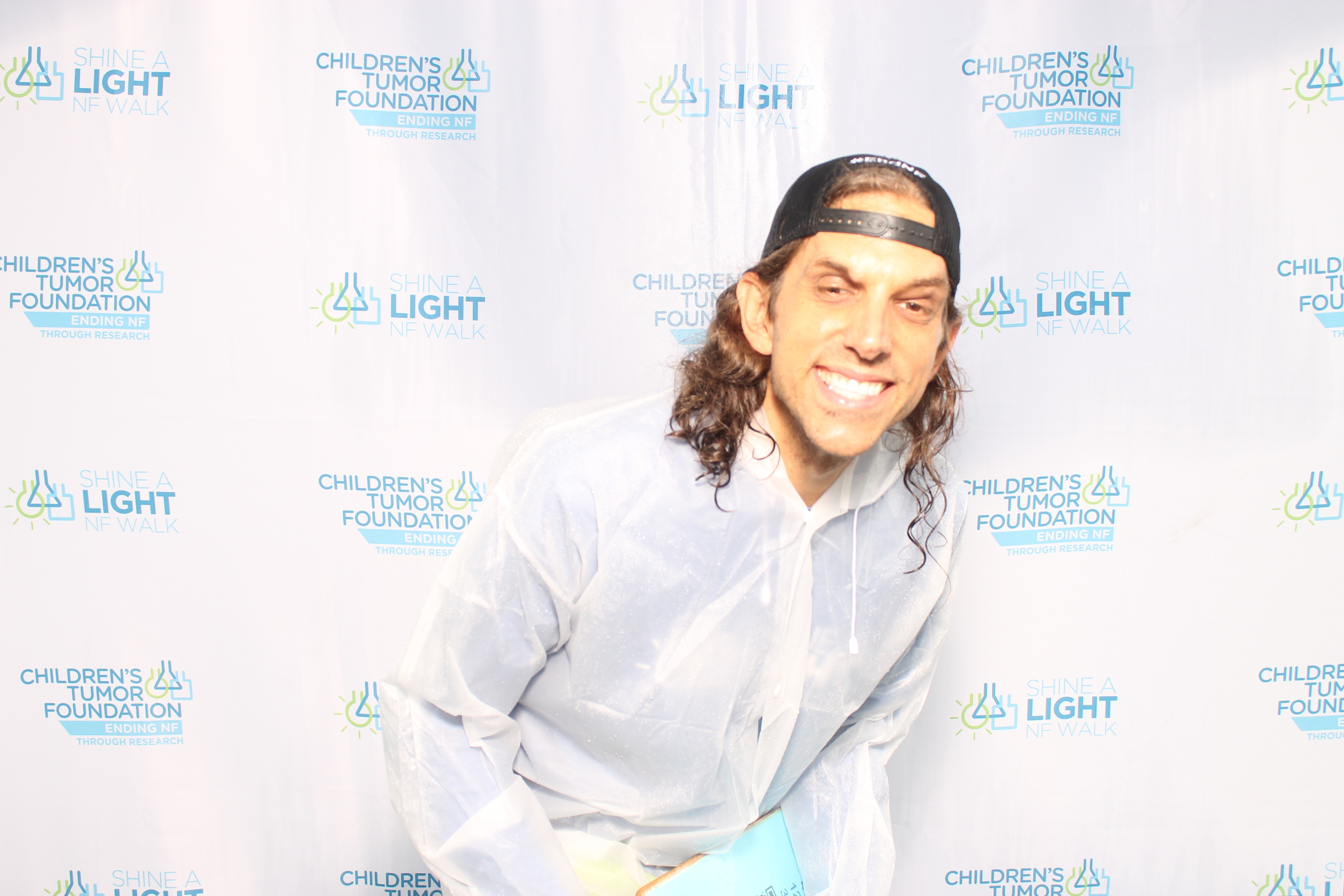 Shine A Light NF Walk | View more photos from the event at gallery.photoboothcincy.com/u/PhotoBoothCincy/Shine-A-Light-NF-Walk