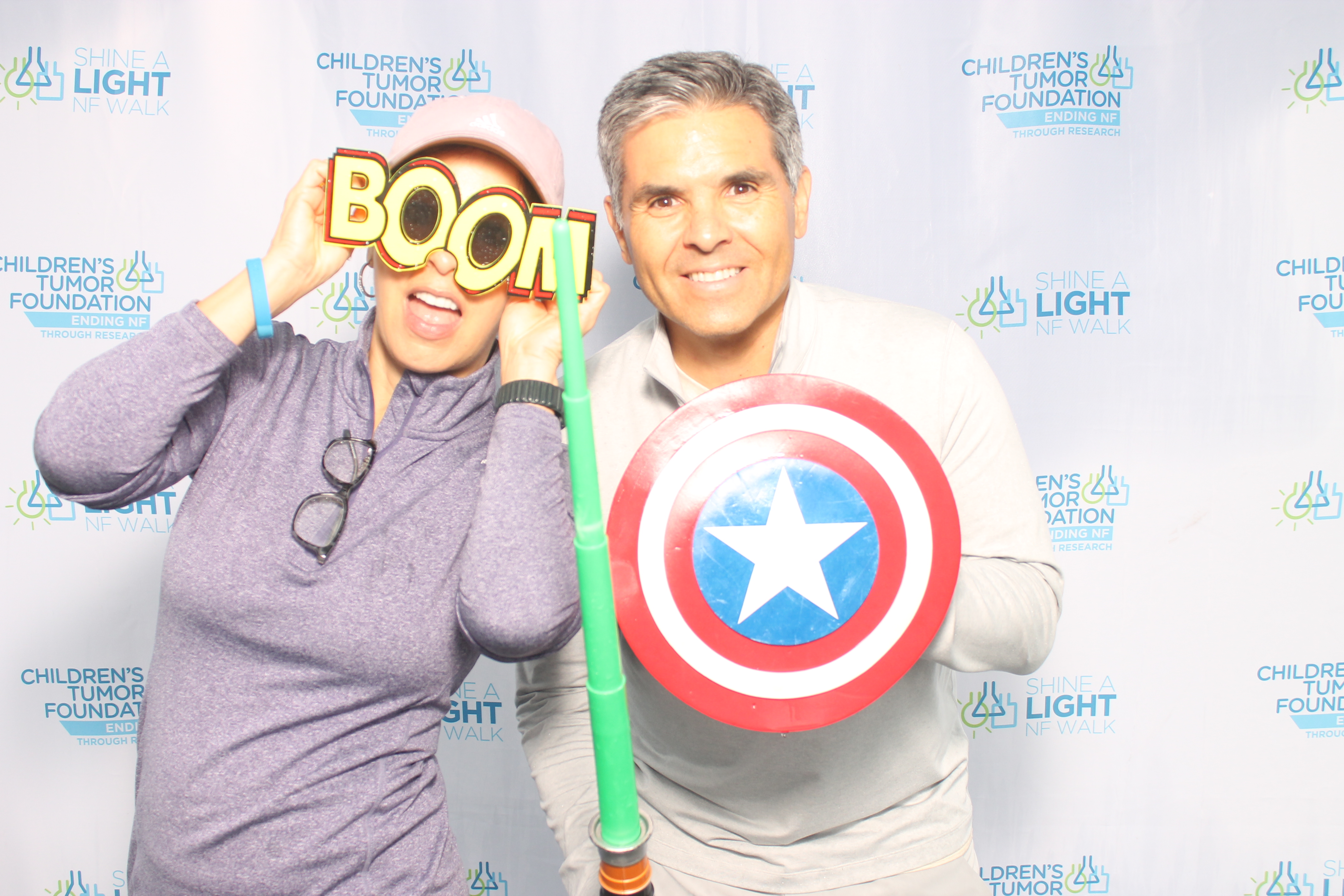 Shine A Light NF Walk | View more photos from the event at gallery.photoboothcincy.com/u/PhotoBoothCincy/Shine-A-Light-NF-Walk
