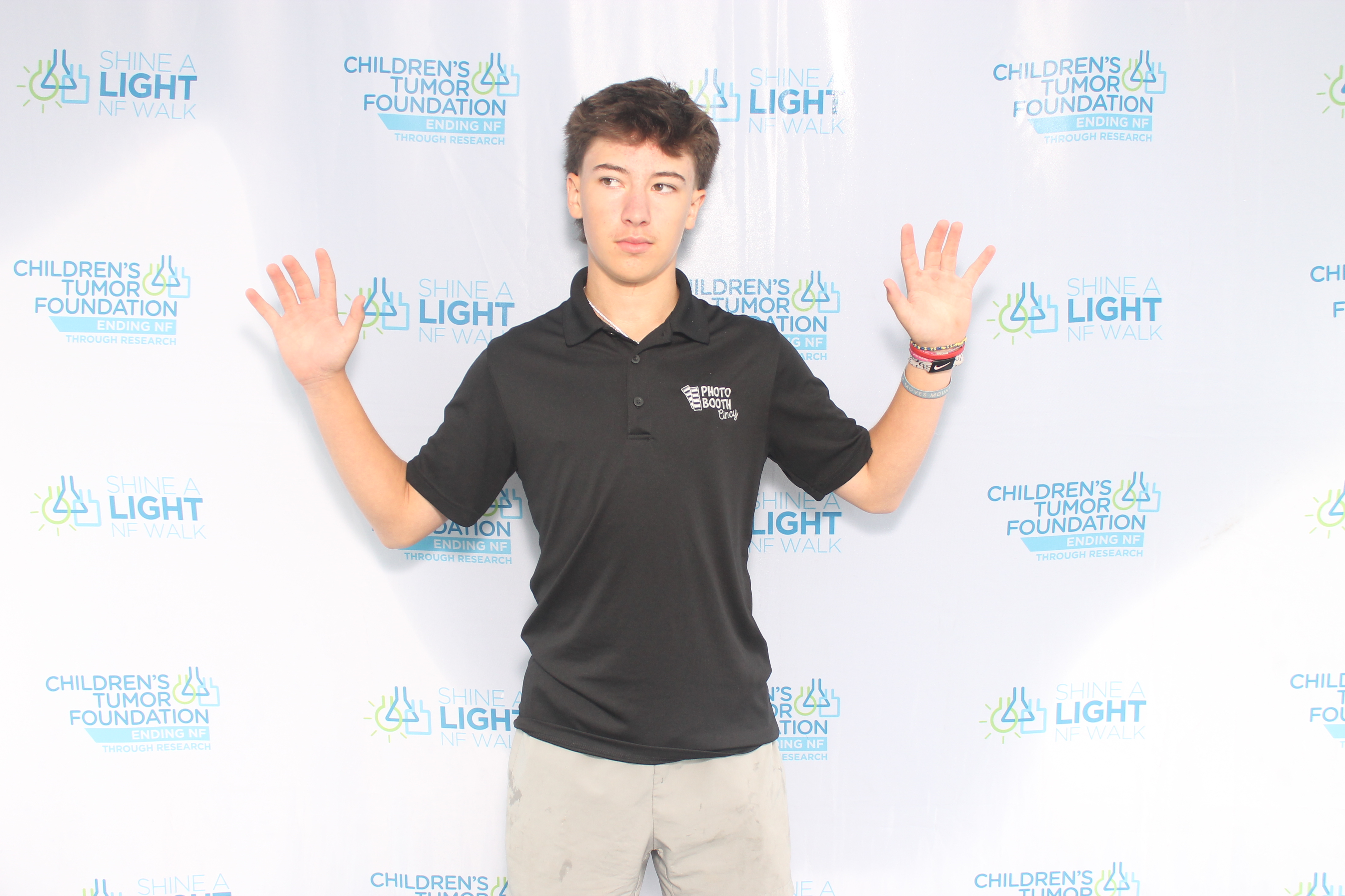 Shine A Light NF Walk | View more photos from the event at gallery.photoboothcincy.com/u/PhotoBoothCincy/Shine-A-Light-NF-Walk