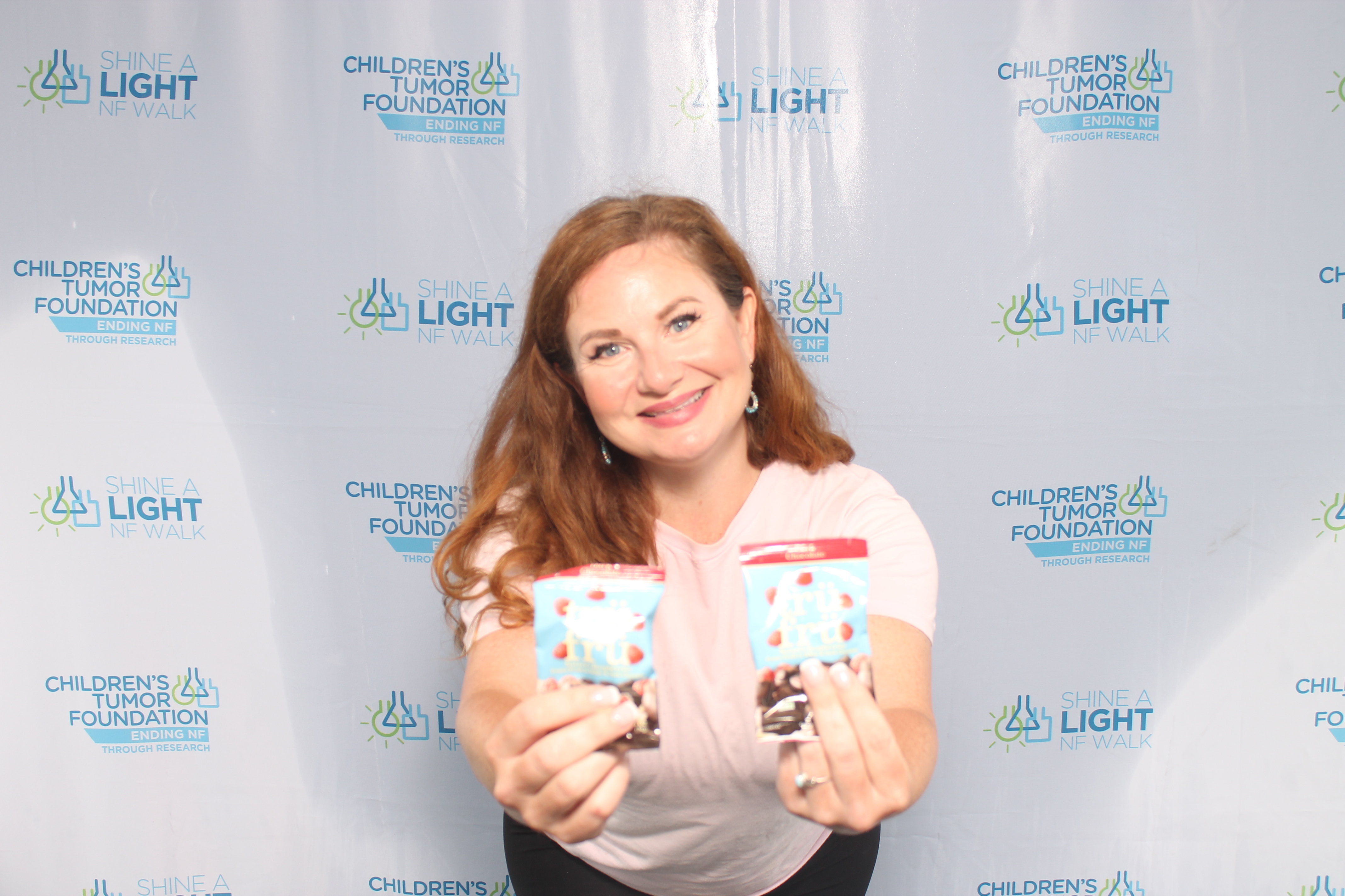 Shine A Light NF Walk | View more photos from the event at gallery.photoboothcincy.com/u/PhotoBoothCincy/Shine-A-Light-NF-Walk