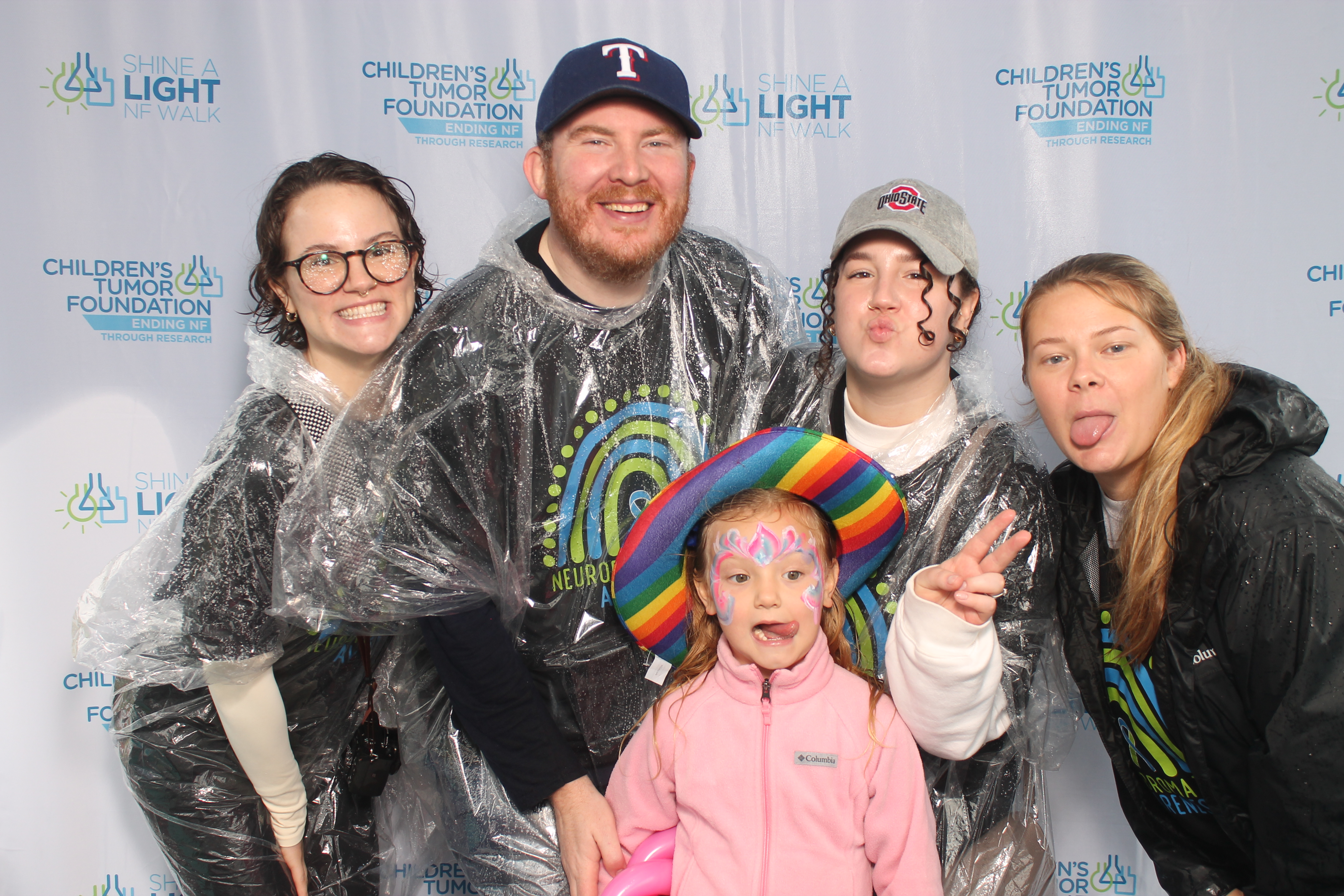 Shine A Light NF Walk | View more photos from the event at gallery.photoboothcincy.com/u/PhotoBoothCincy/Shine-A-Light-NF-Walk