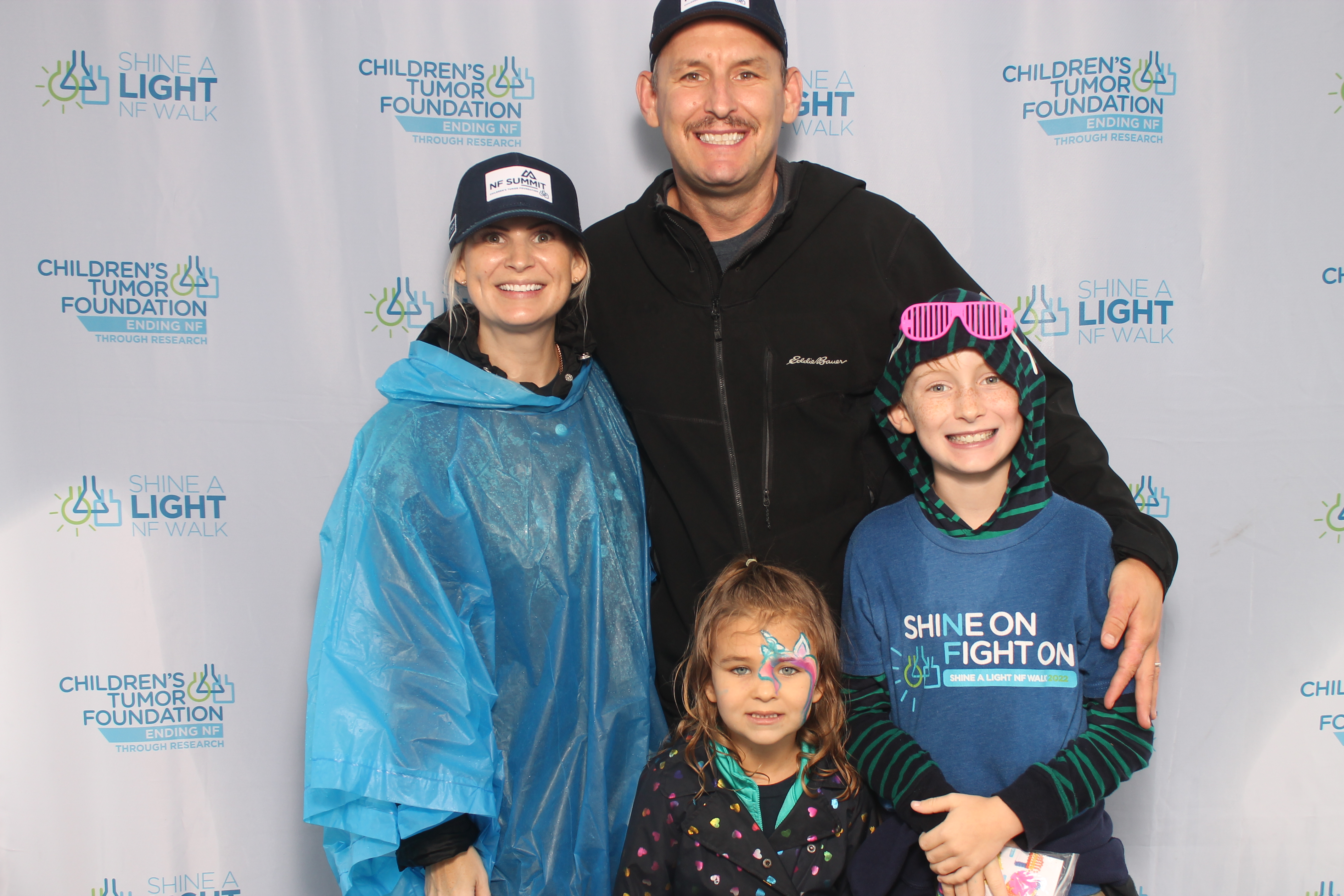 Shine A Light NF Walk | View more photos from the event at gallery.photoboothcincy.com/u/PhotoBoothCincy/Shine-A-Light-NF-Walk