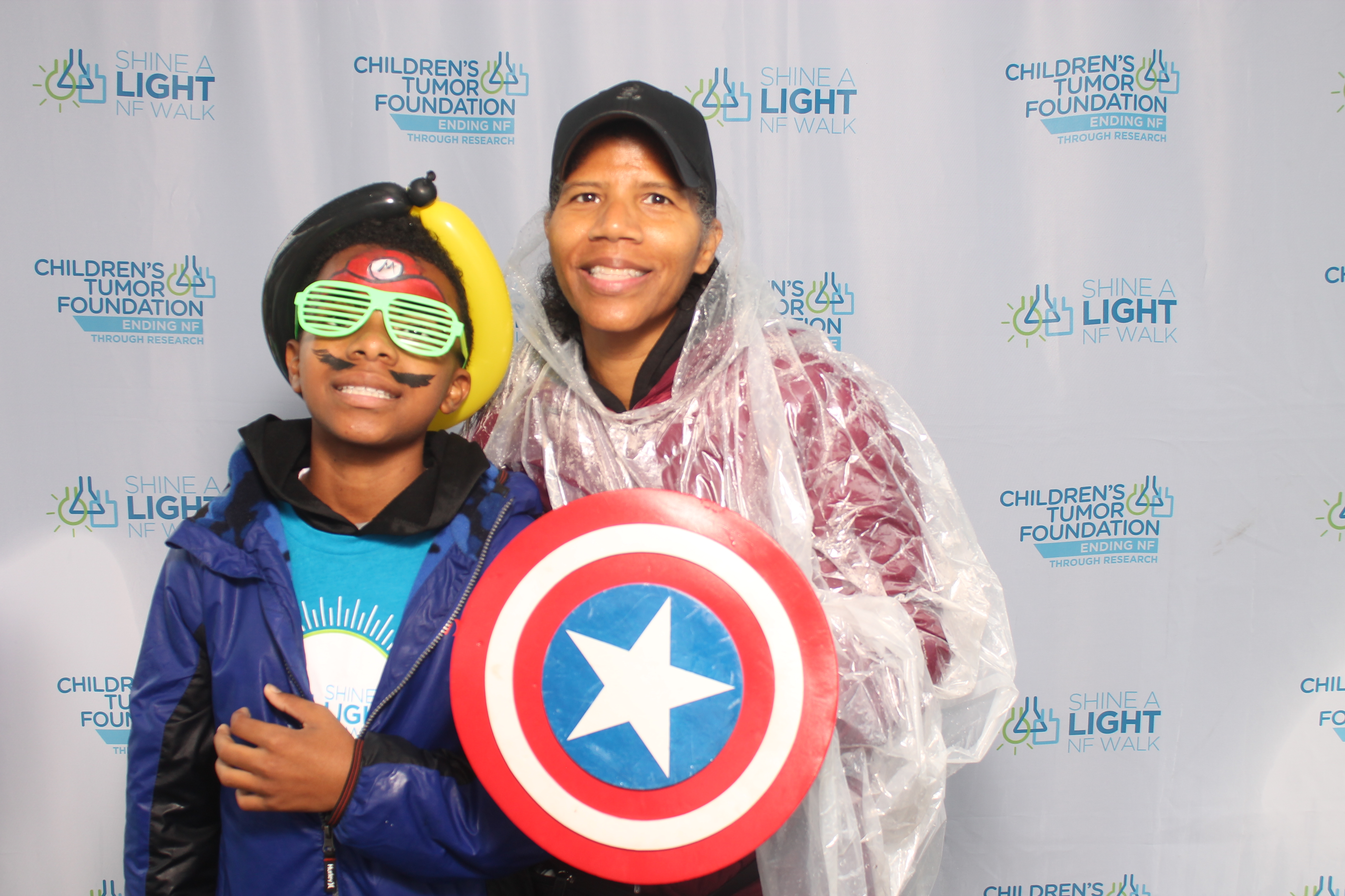 Shine A Light NF Walk | View more photos from the event at gallery.photoboothcincy.com/u/PhotoBoothCincy/Shine-A-Light-NF-Walk