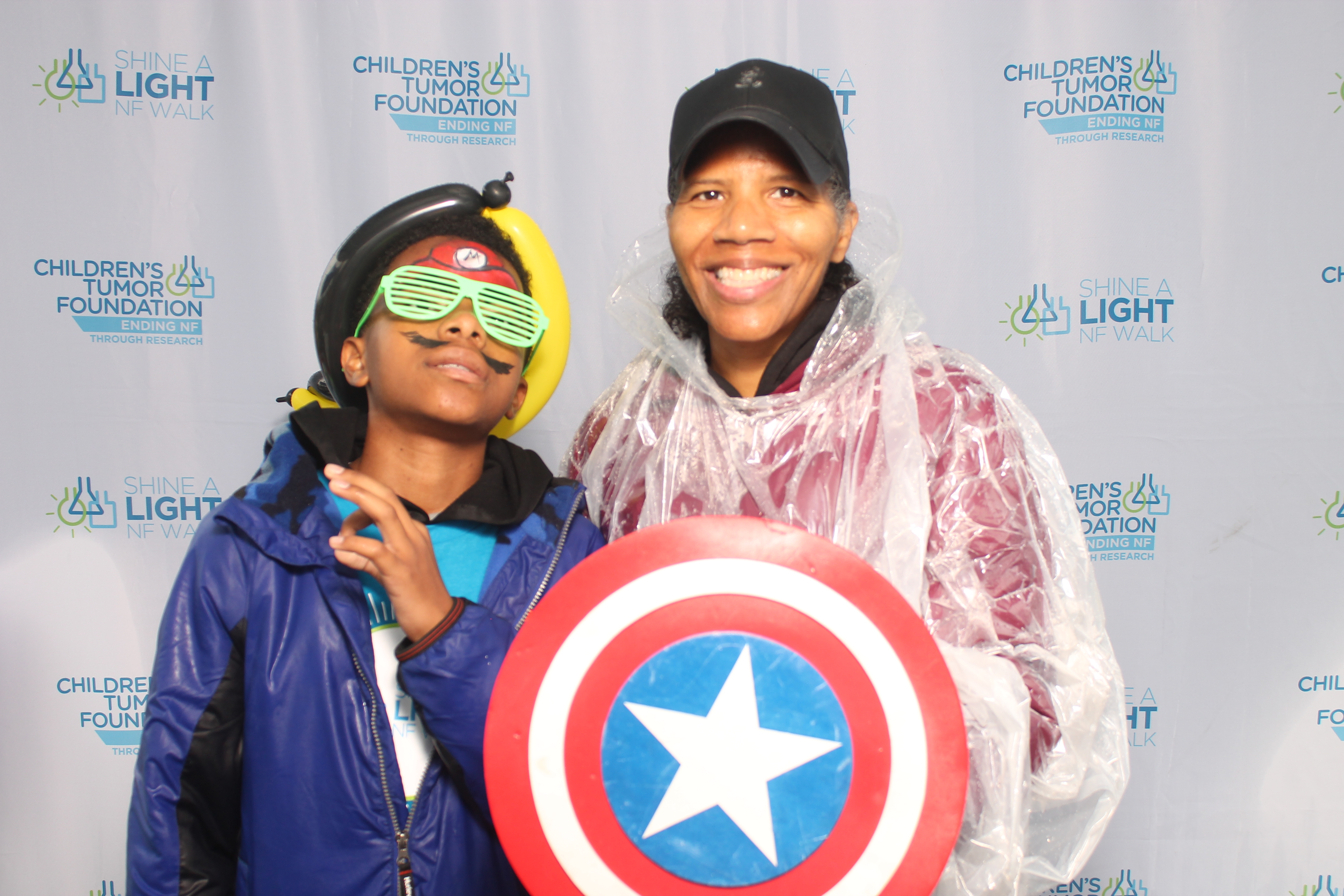 Shine A Light NF Walk | View more photos from the event at gallery.photoboothcincy.com/u/PhotoBoothCincy/Shine-A-Light-NF-Walk