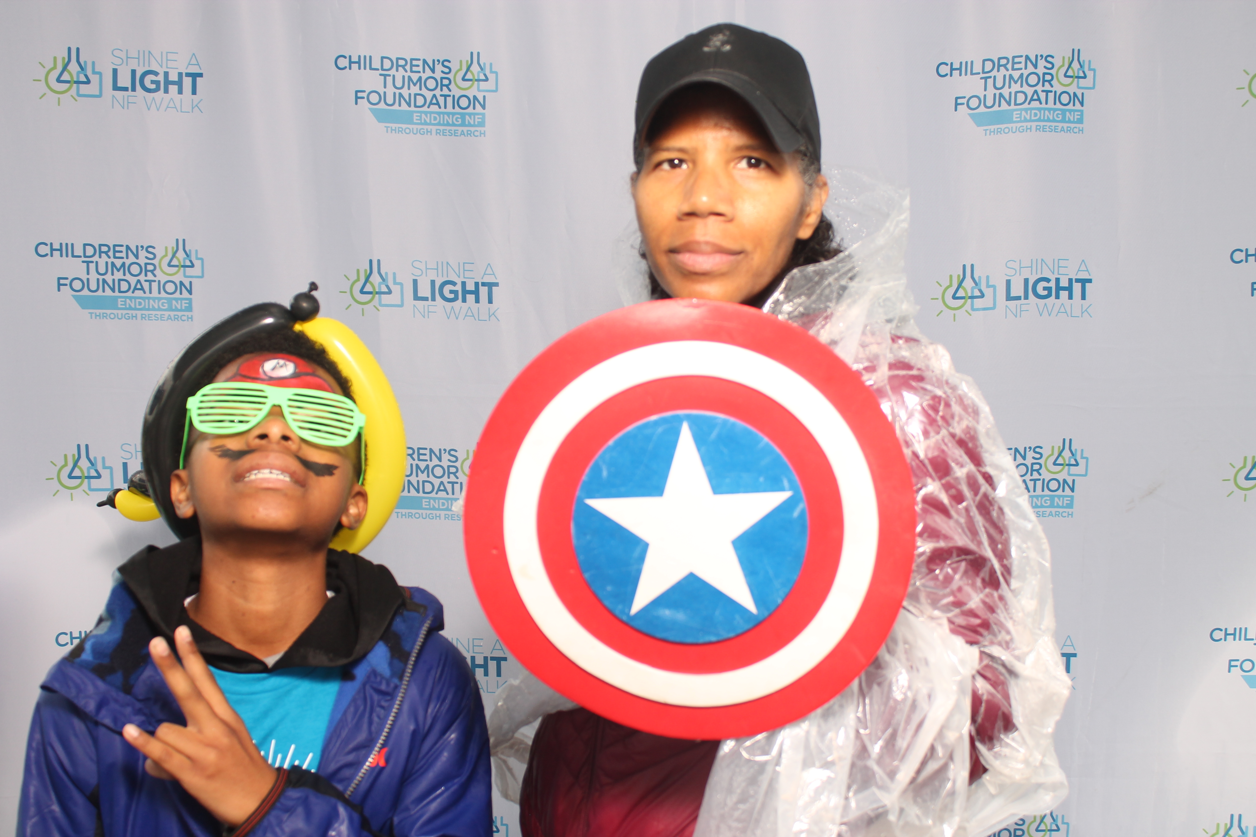 Shine A Light NF Walk | View more photos from the event at gallery.photoboothcincy.com/u/PhotoBoothCincy/Shine-A-Light-NF-Walk