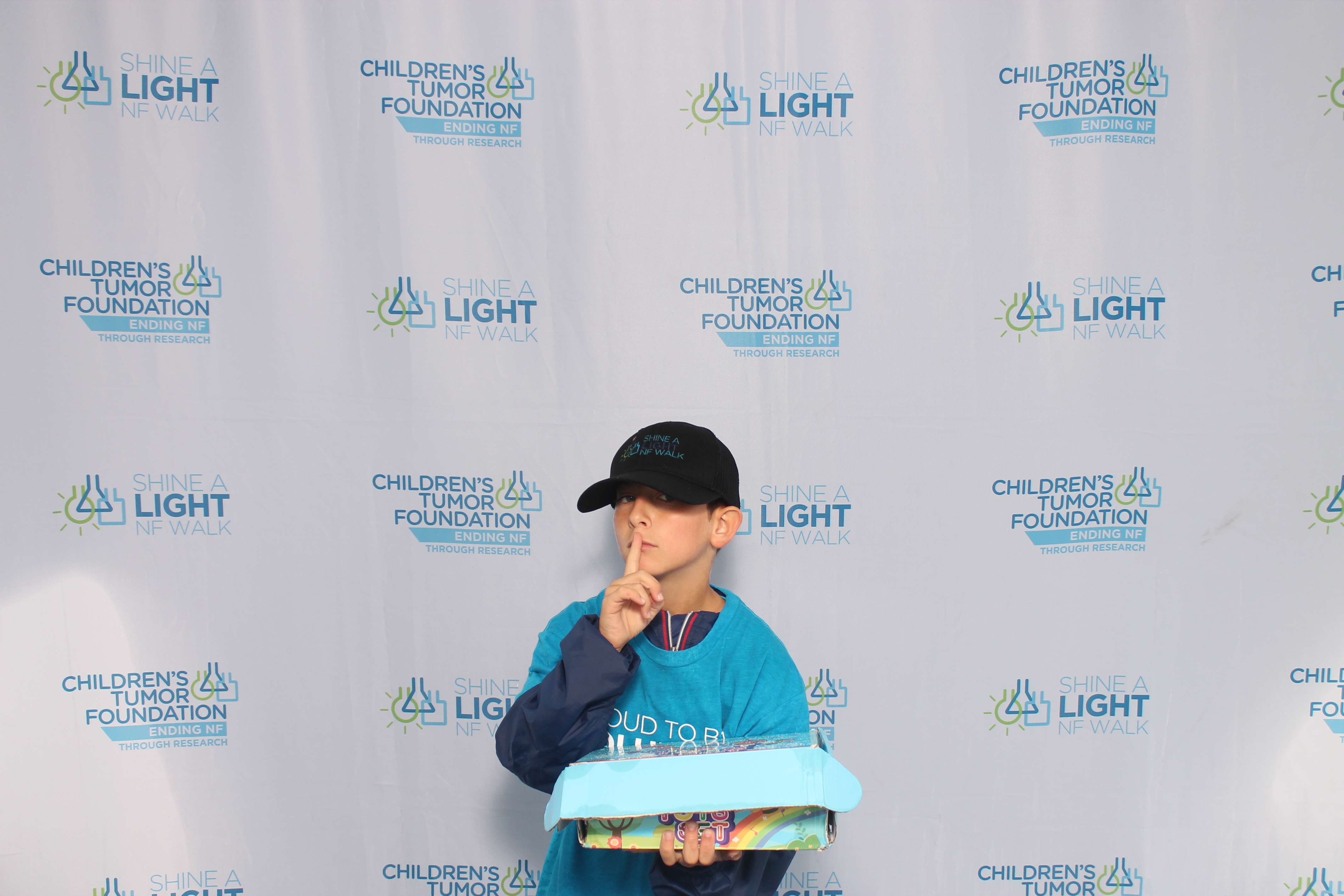 Shine A Light NF Walk | View more photos from the event at gallery.photoboothcincy.com/u/PhotoBoothCincy/Shine-A-Light-NF-Walk